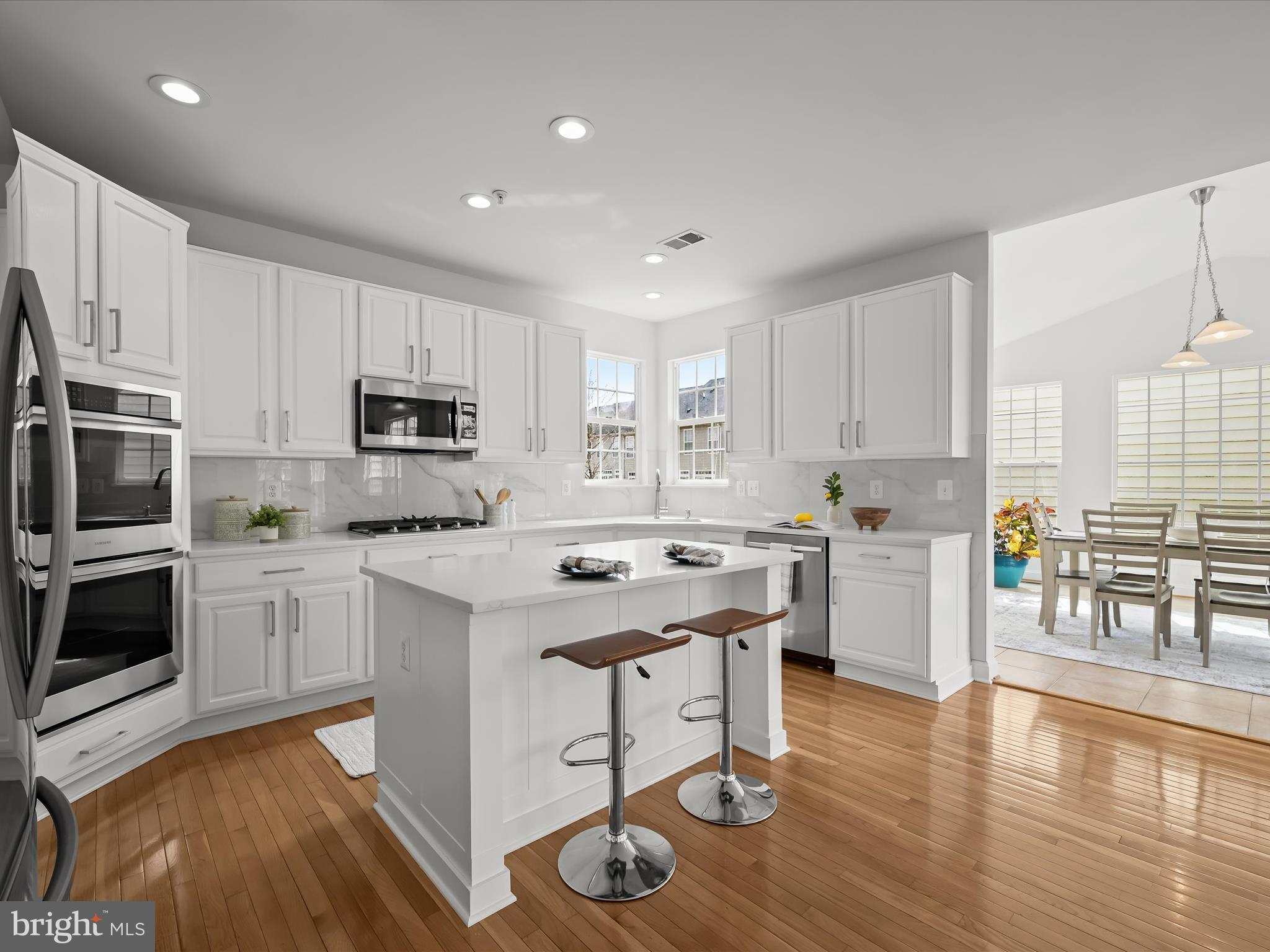 ARORA HILLS - Residential