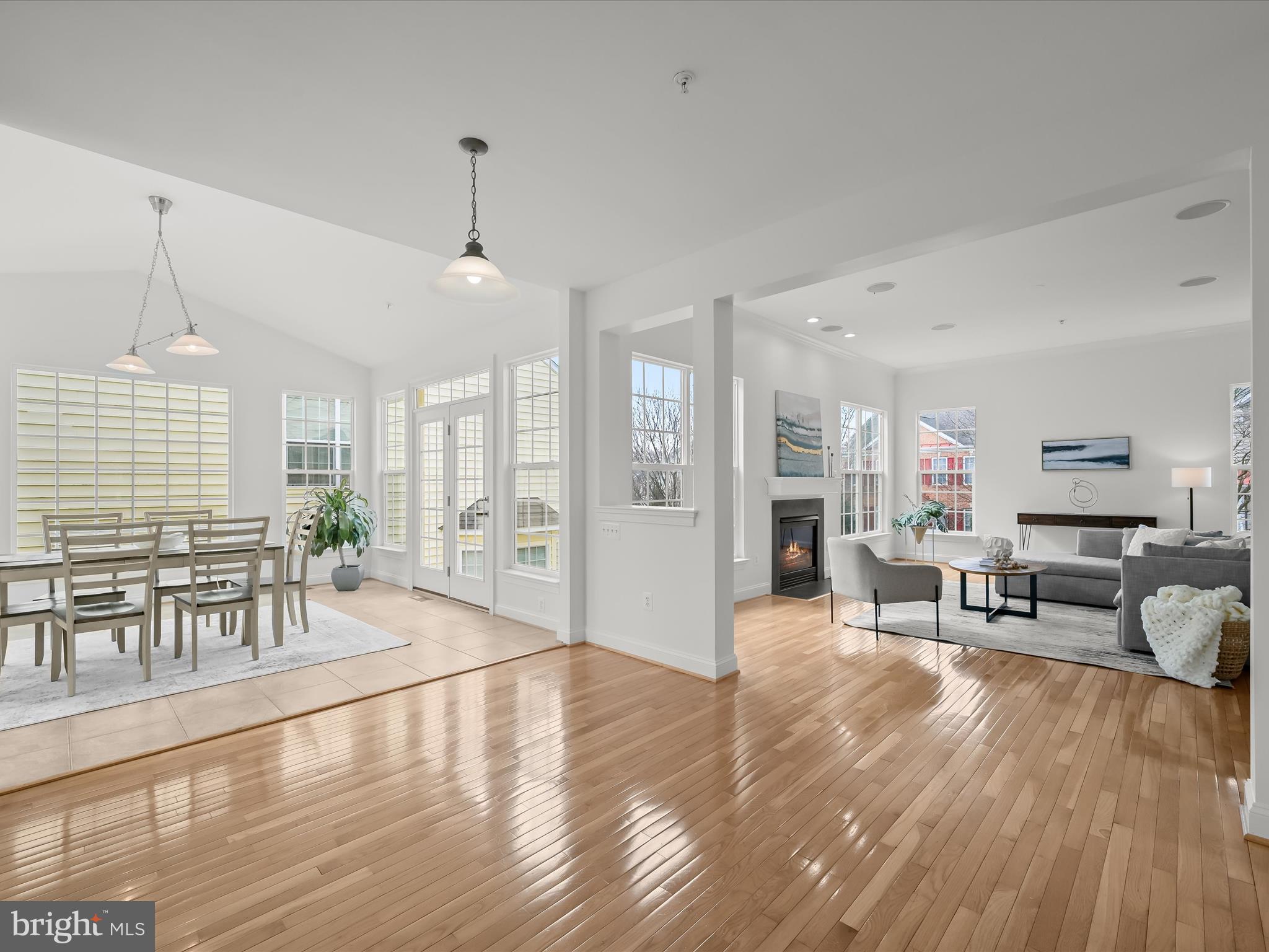 ARORA HILLS - Residential