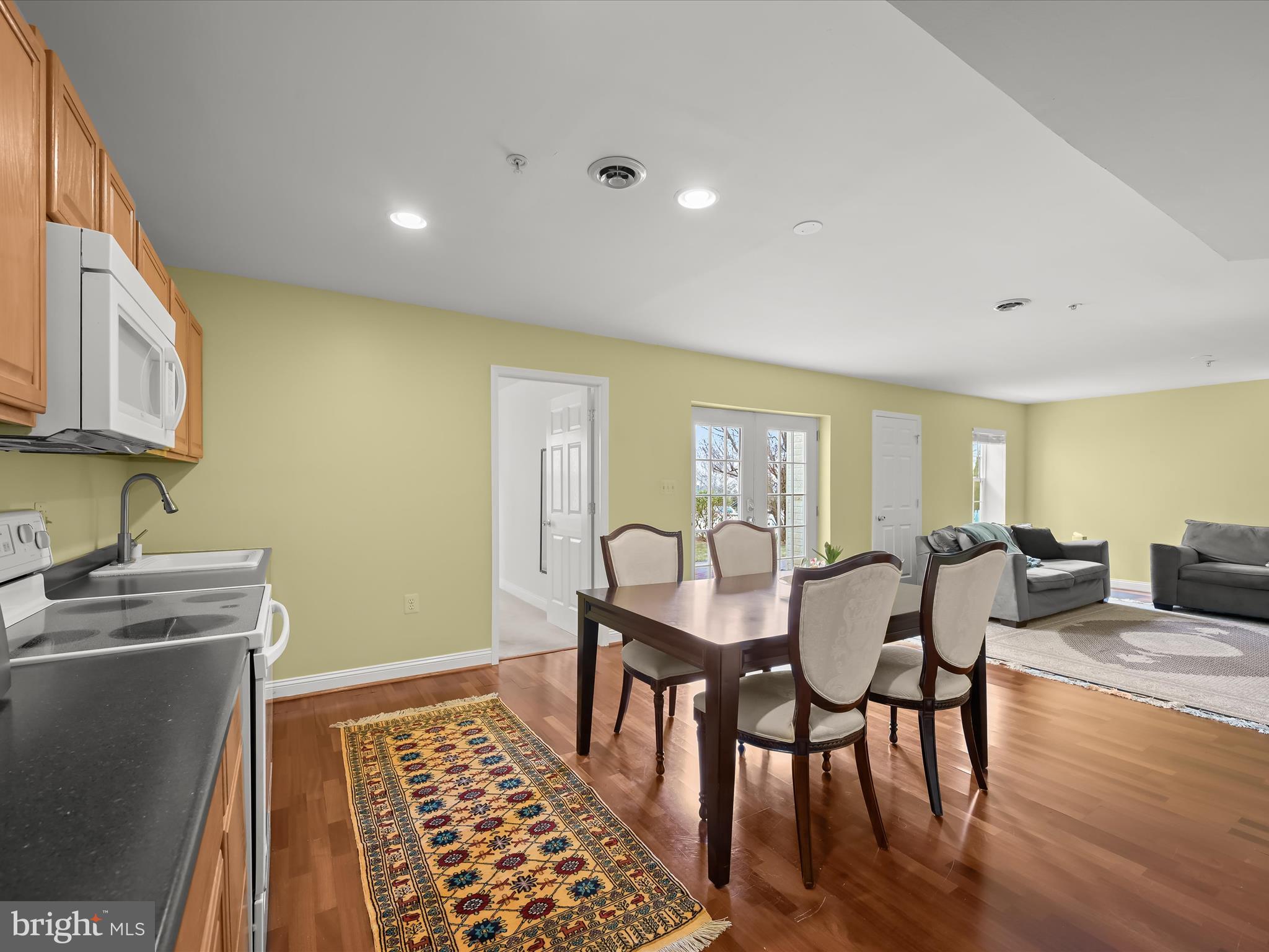 ARORA HILLS - Residential