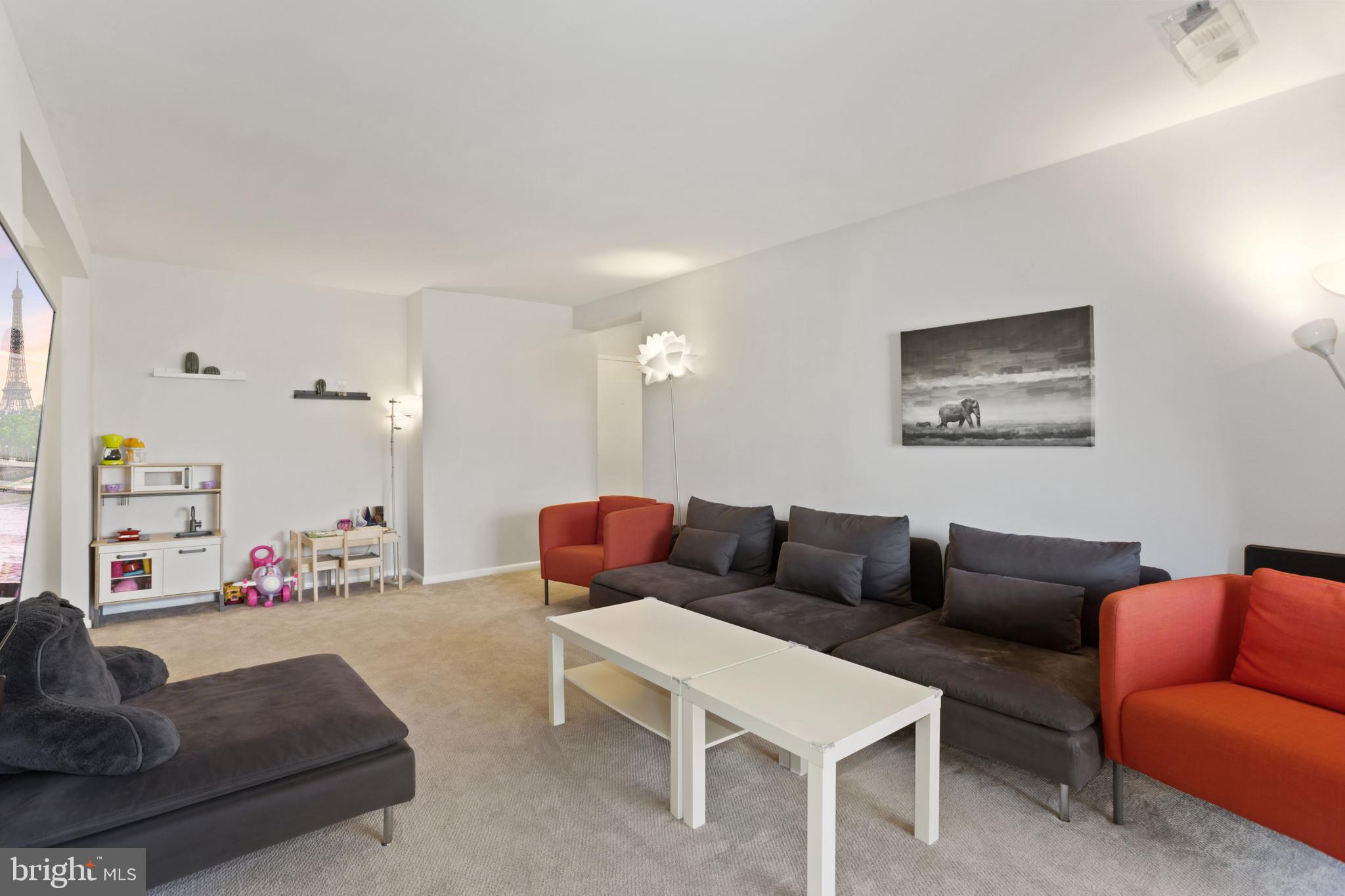 WOODBURN VILLAGE - Residential