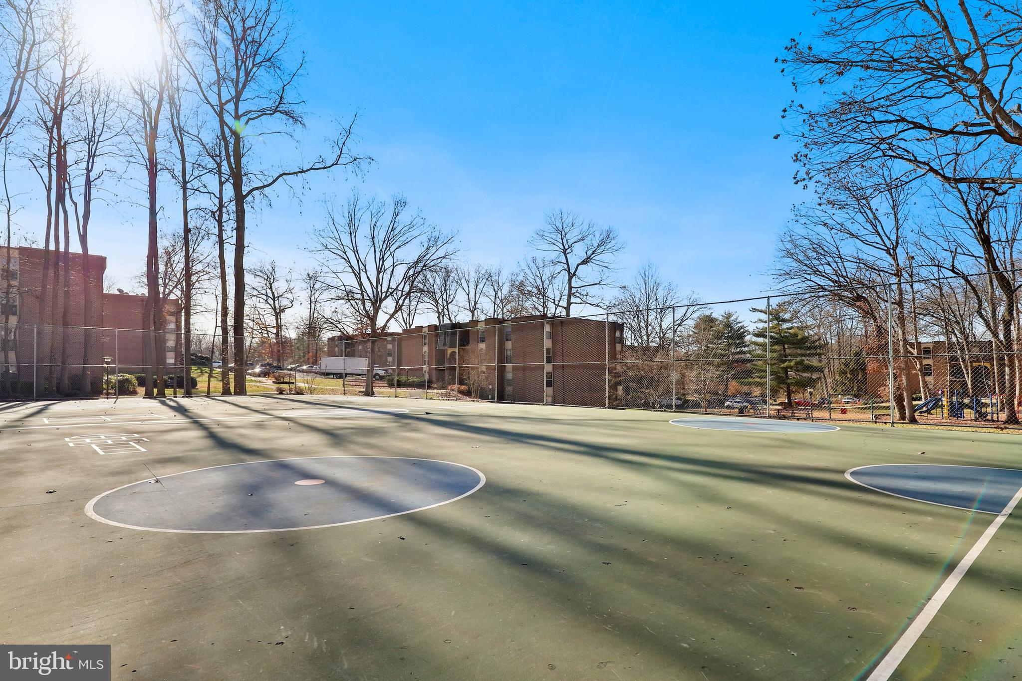 WOODBURN VILLAGE - Residential