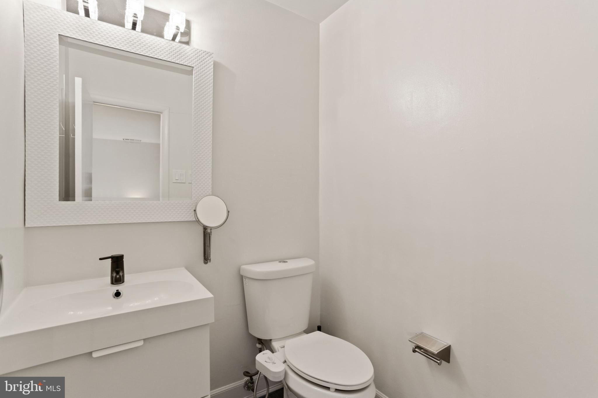 WOODBURN VILLAGE - Residential