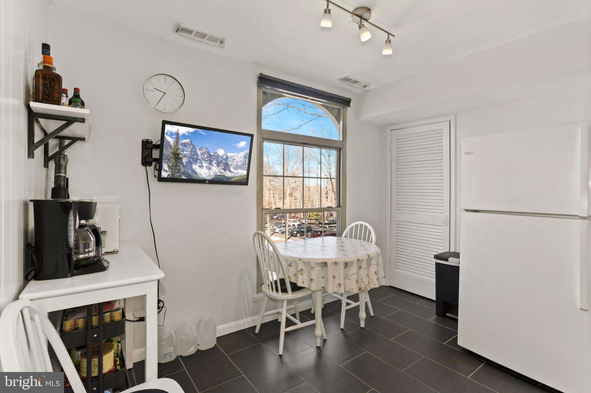 WOODBURN VILLAGE - Residential