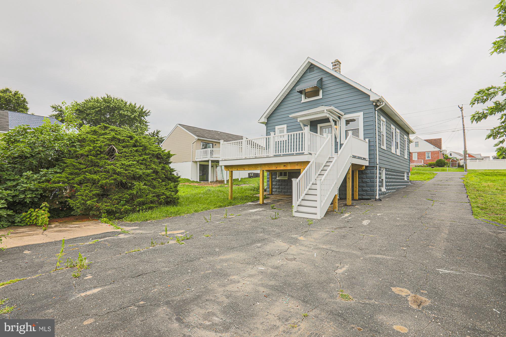 ROSEDALE - Residential Lease