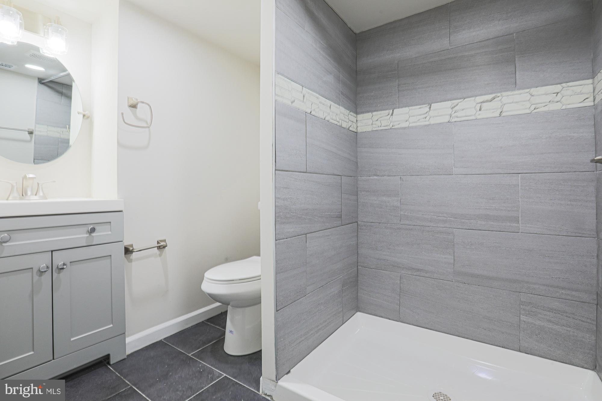 ROSEDALE - Residential Lease