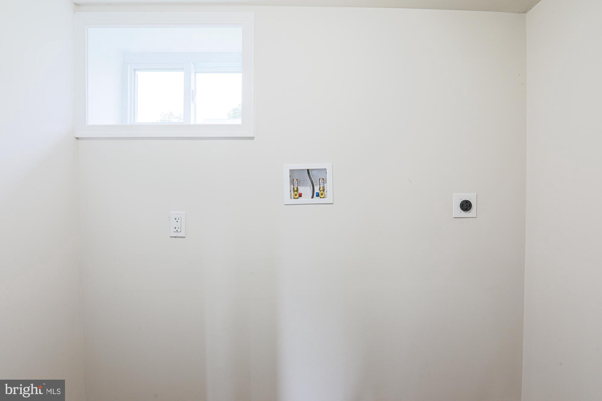 ROSEDALE - Residential Lease