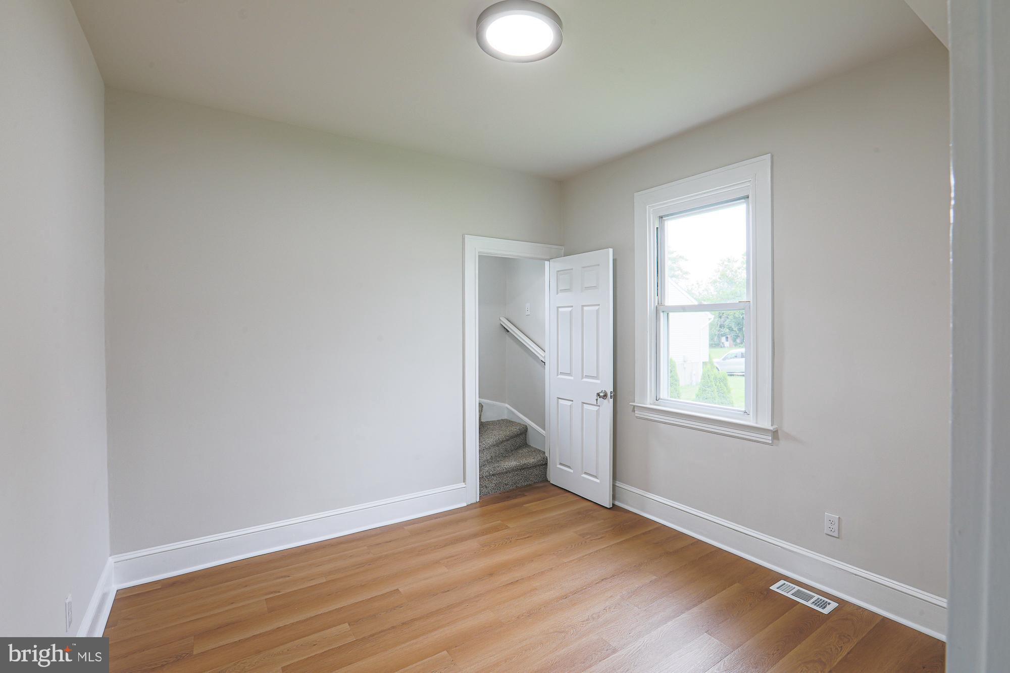 ROSEDALE - Residential Lease