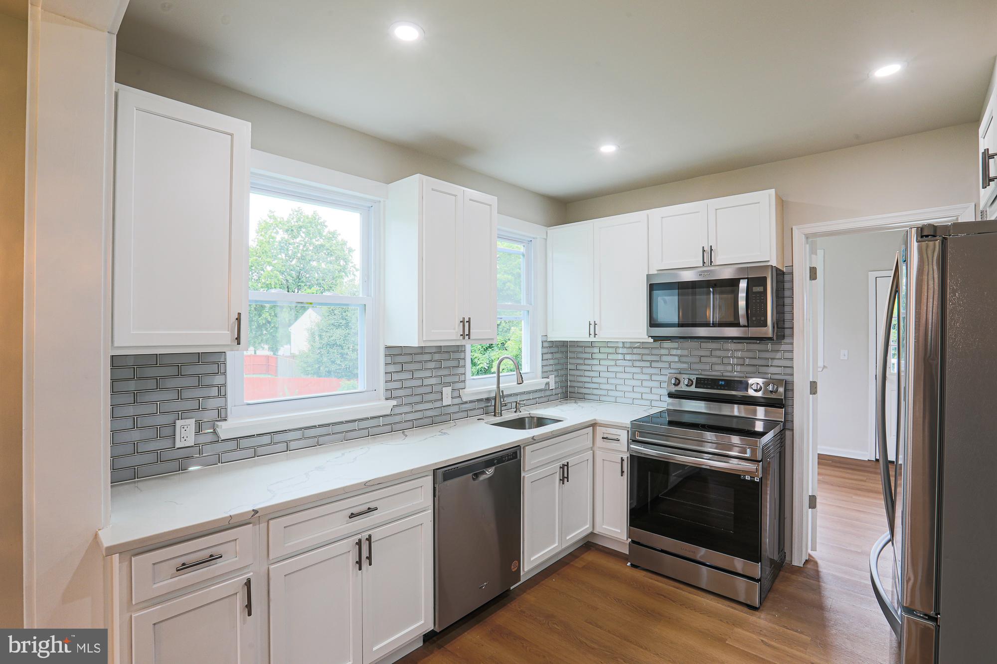 ROSEDALE - Residential Lease