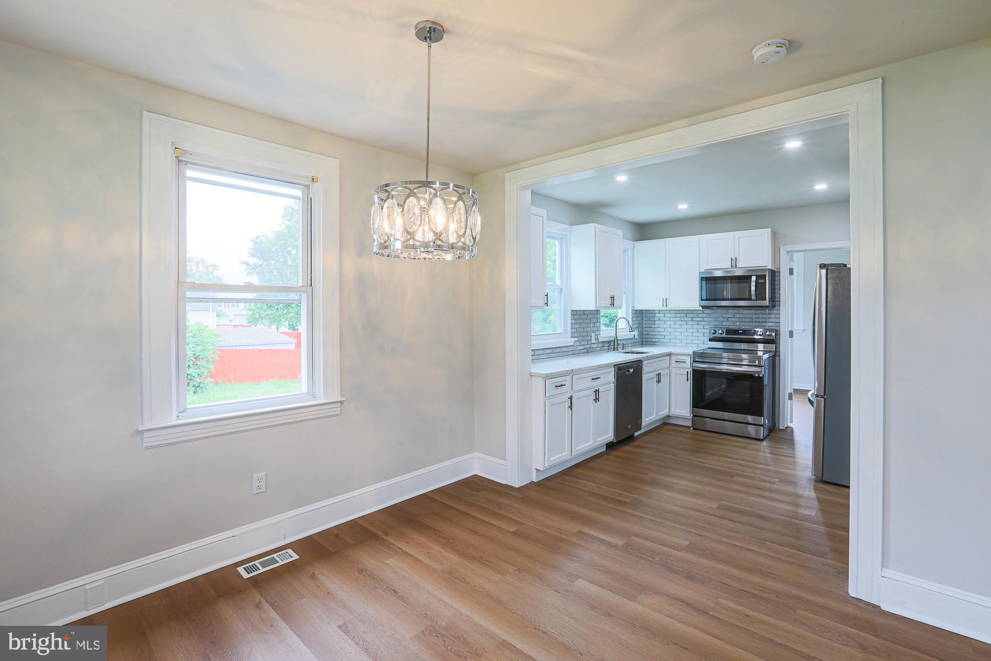 ROSEDALE - Residential Lease