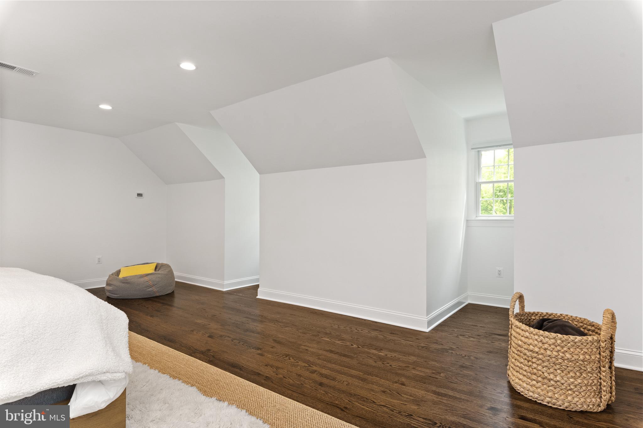 AMBERLEY - Residential