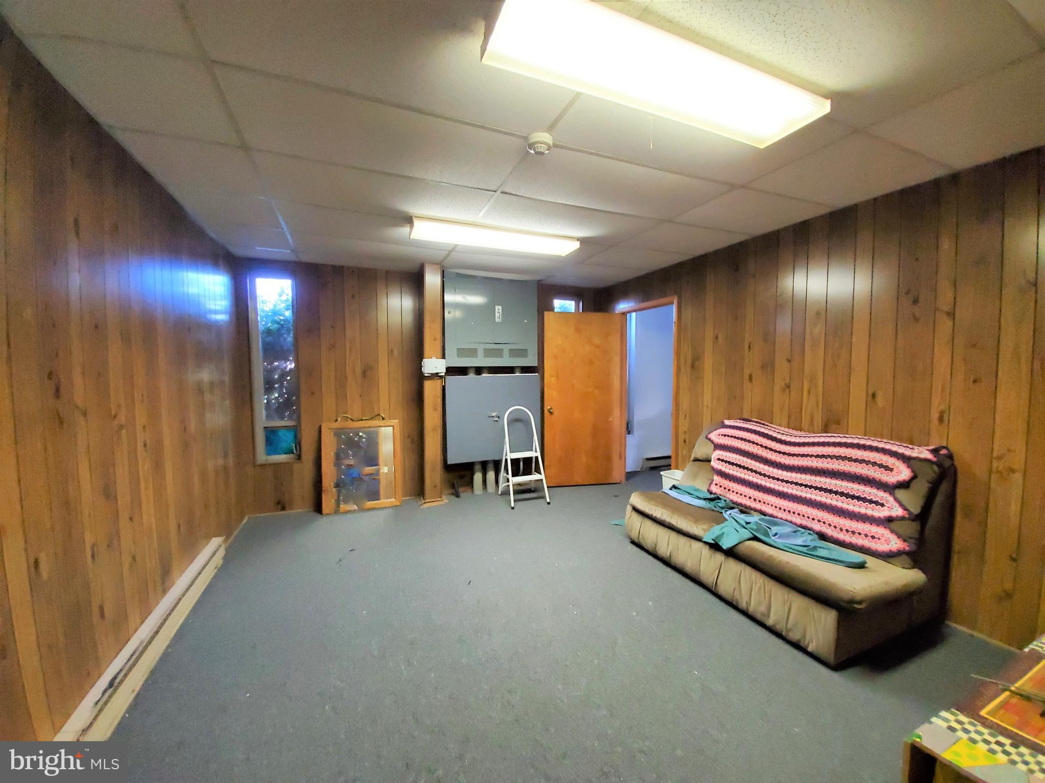 GRANTSVILLE - Commercial Sale