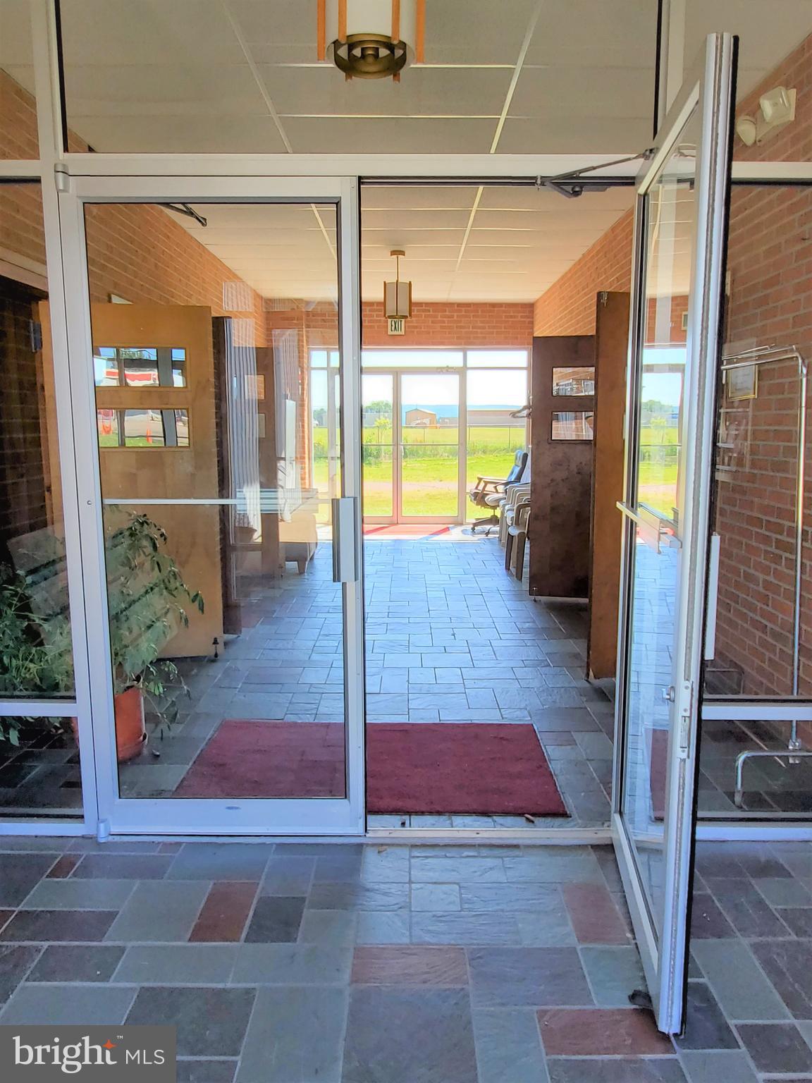 GRANTSVILLE - Commercial Sale