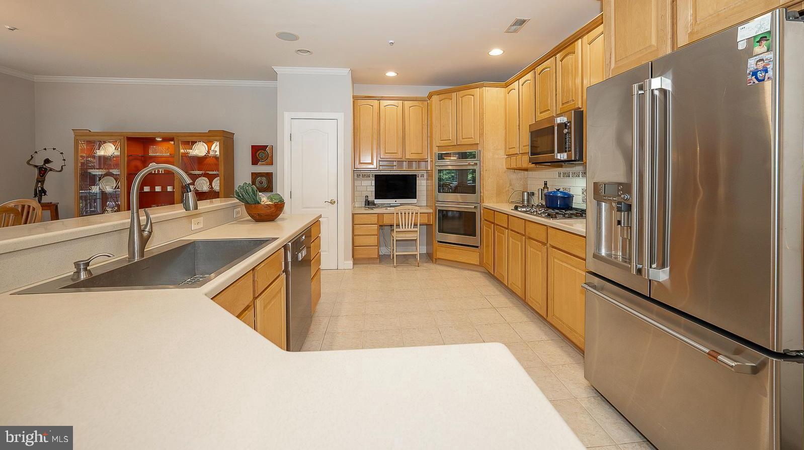 MERION HILL - Residential