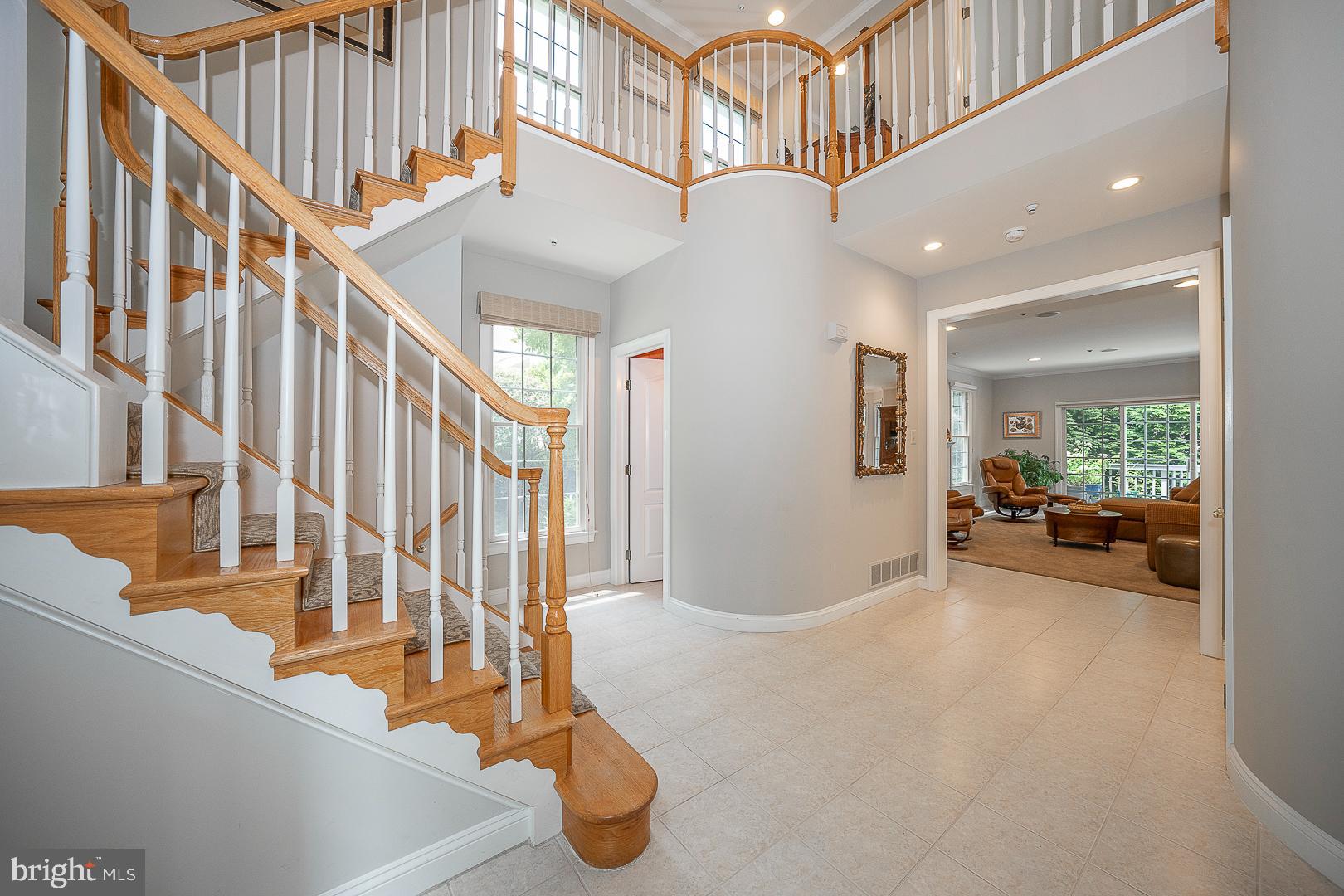 MERION HILL - Residential