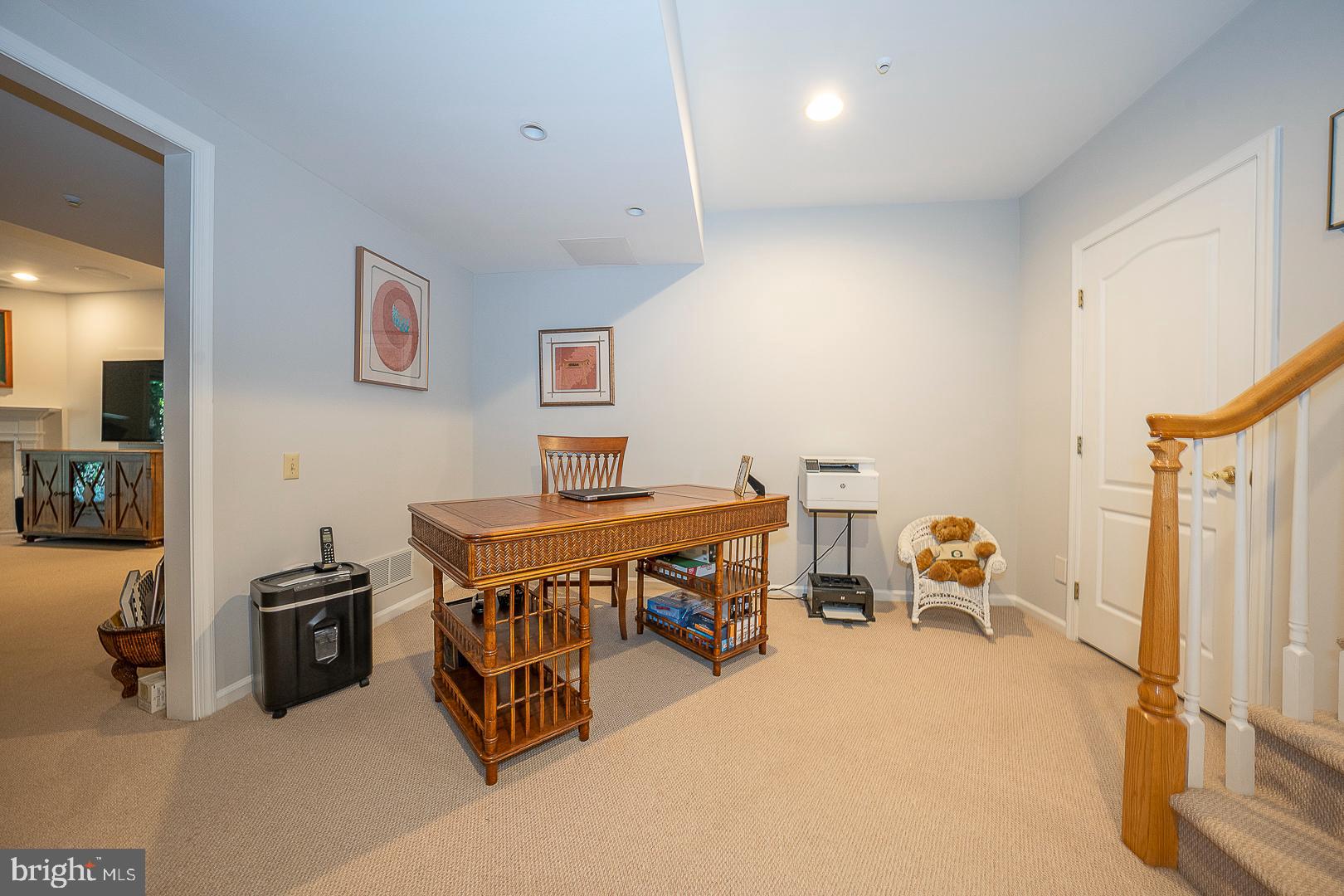 MERION HILL - Residential