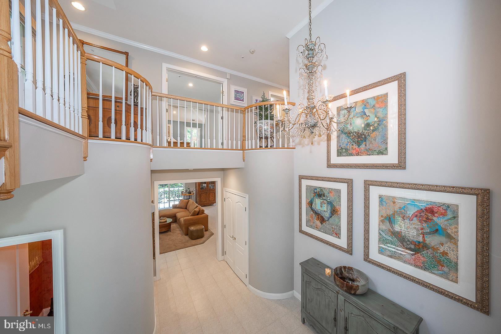 MERION HILL - Residential