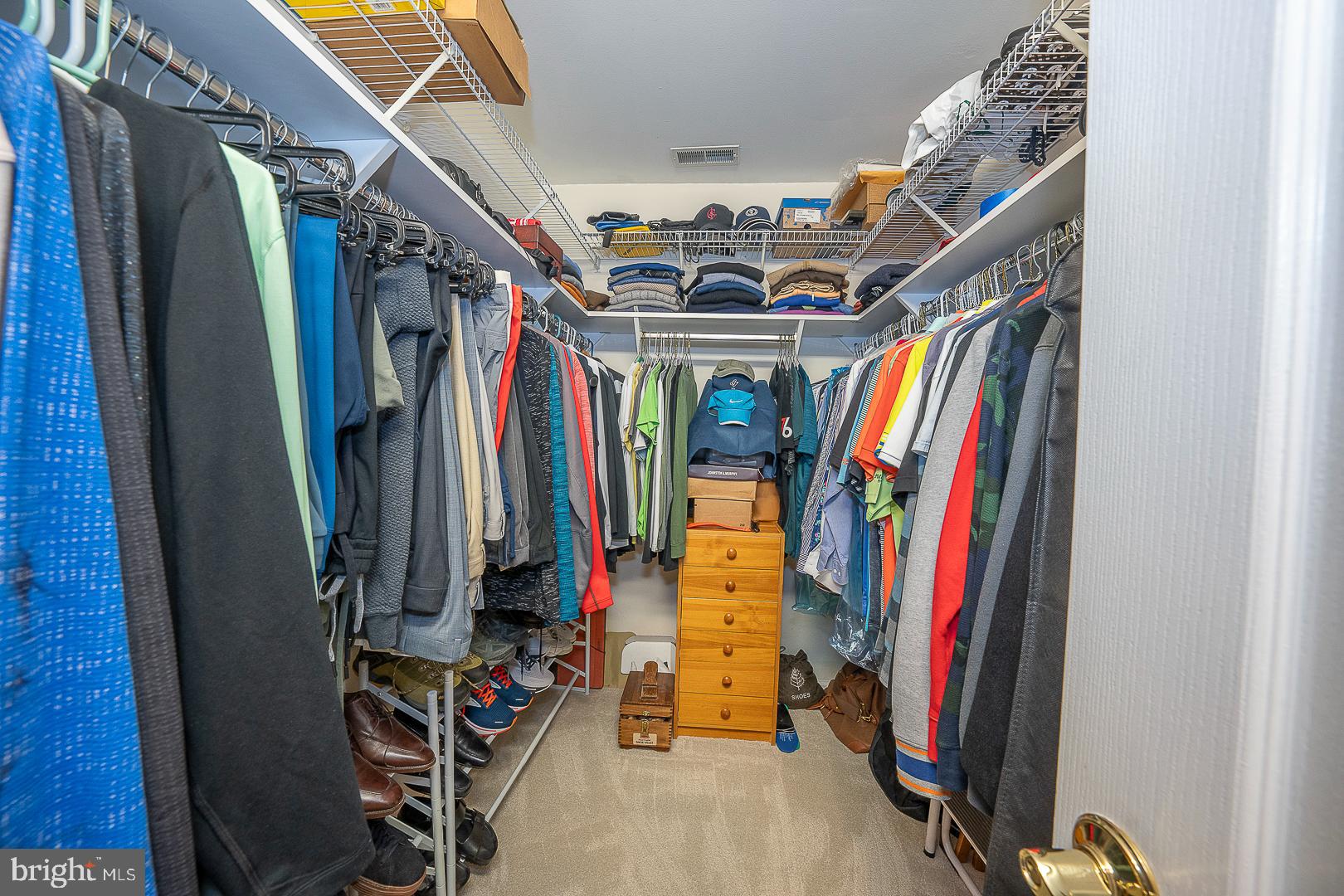 MERION HILL - Residential