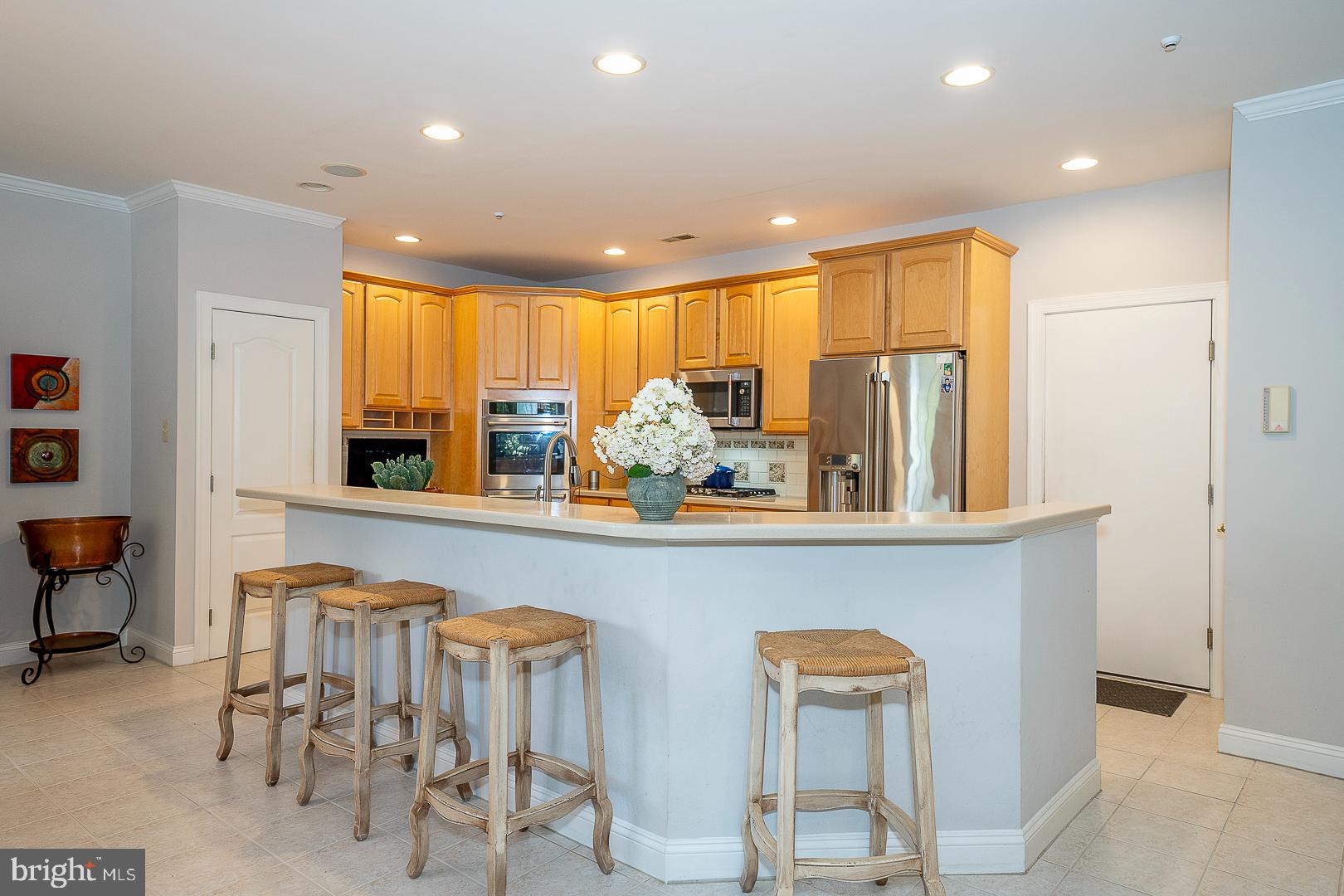 MERION HILL - Residential