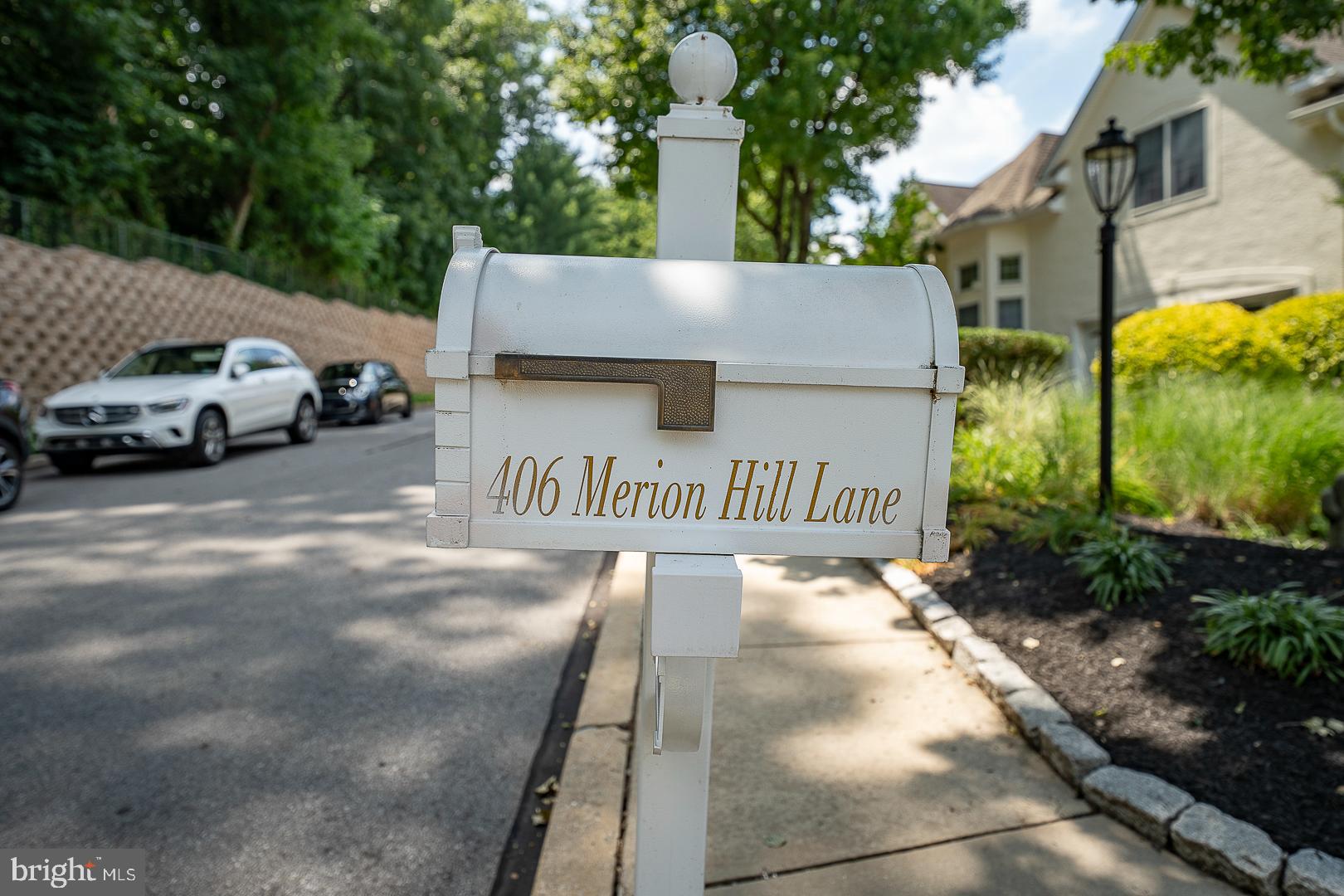 MERION HILL - Residential