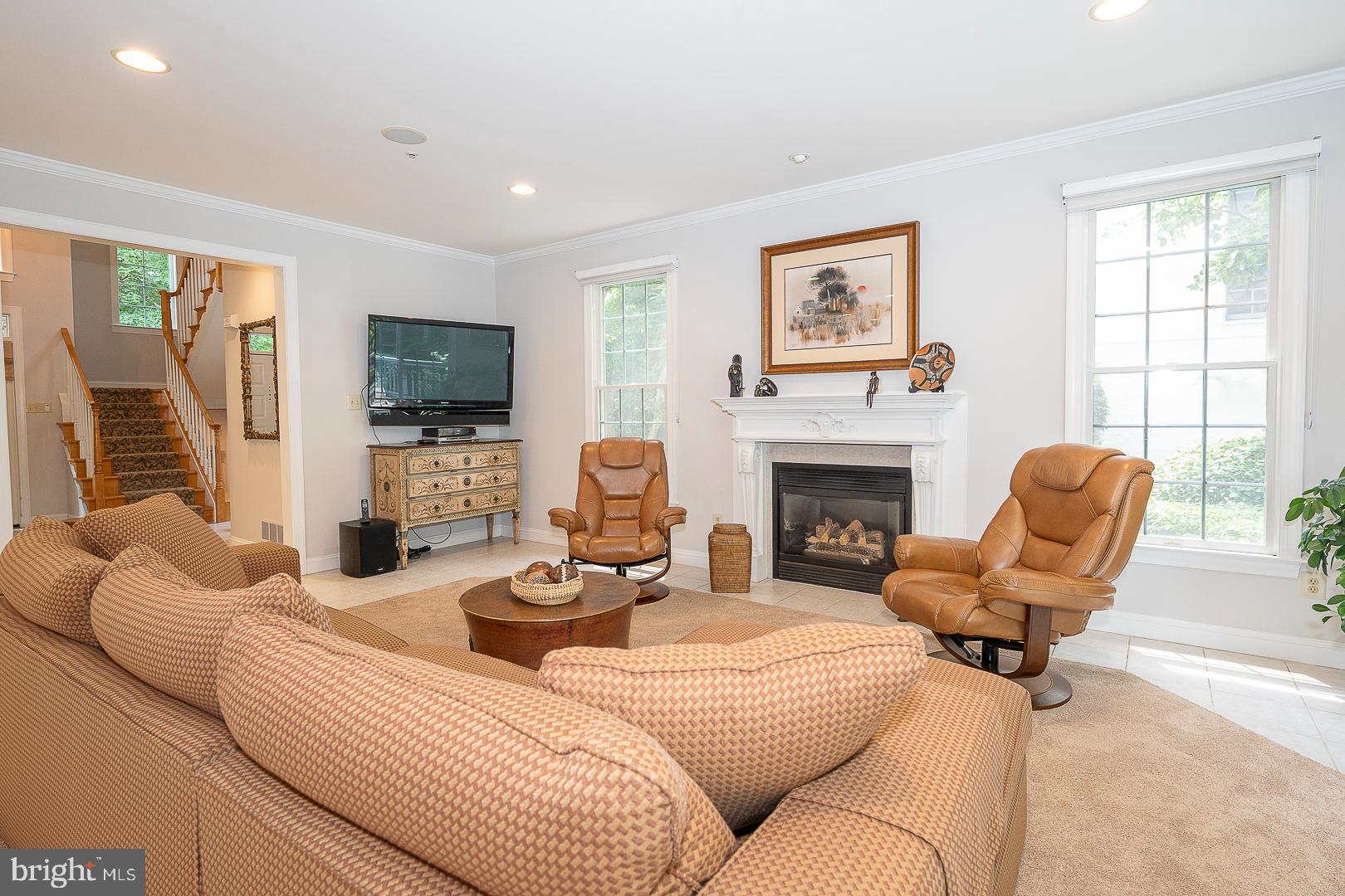 MERION HILL - Residential