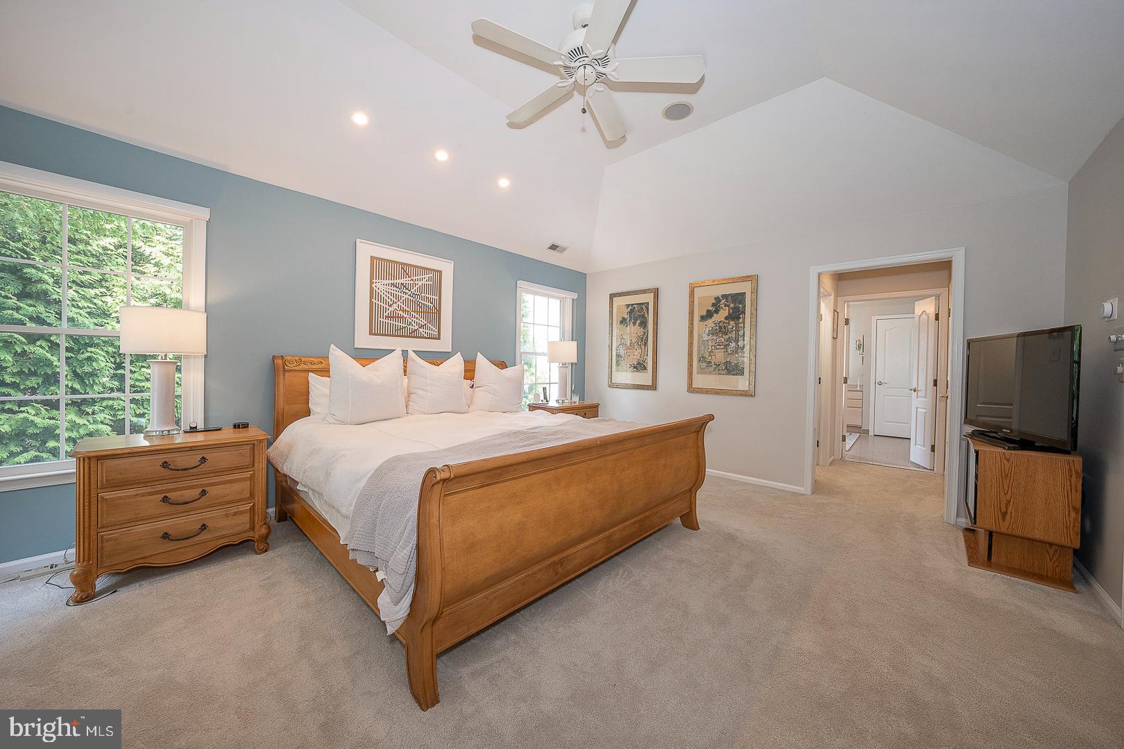 MERION HILL - Residential