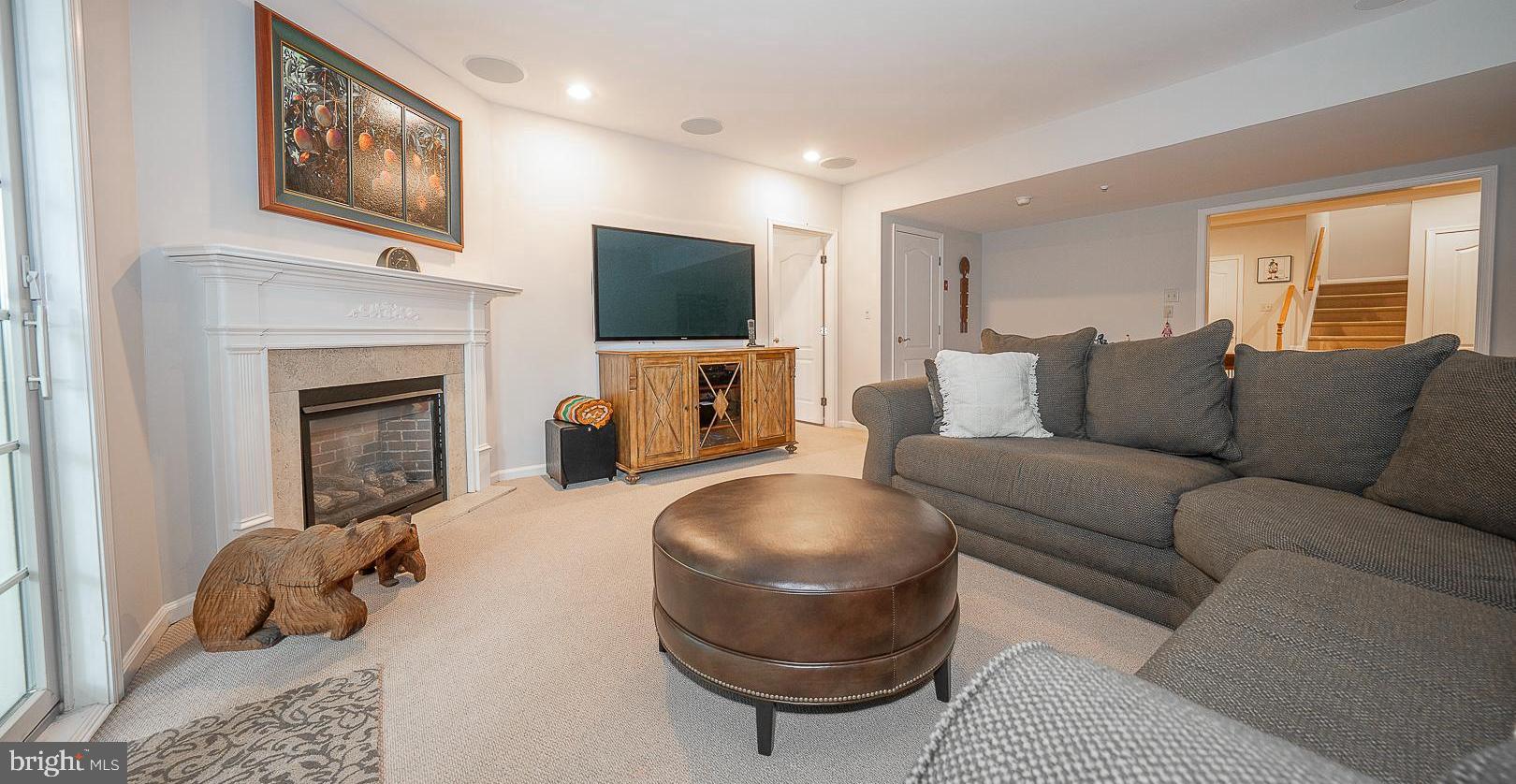 MERION HILL - Residential