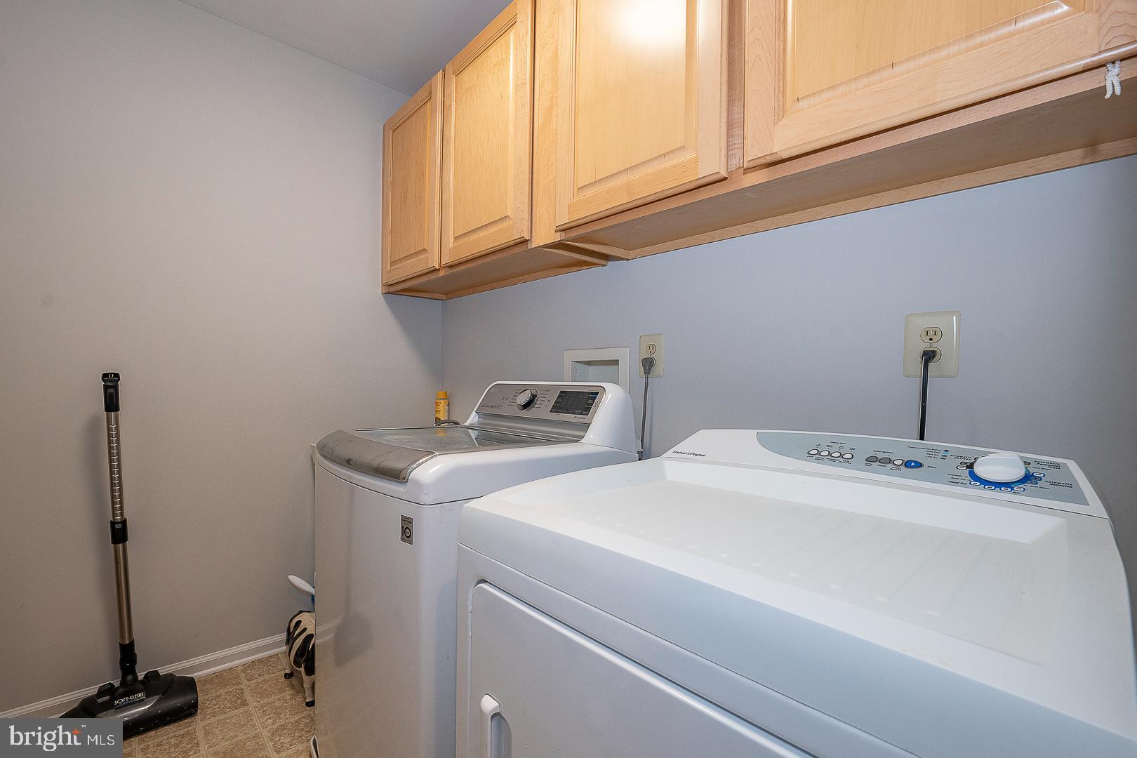 MERION HILL - Residential