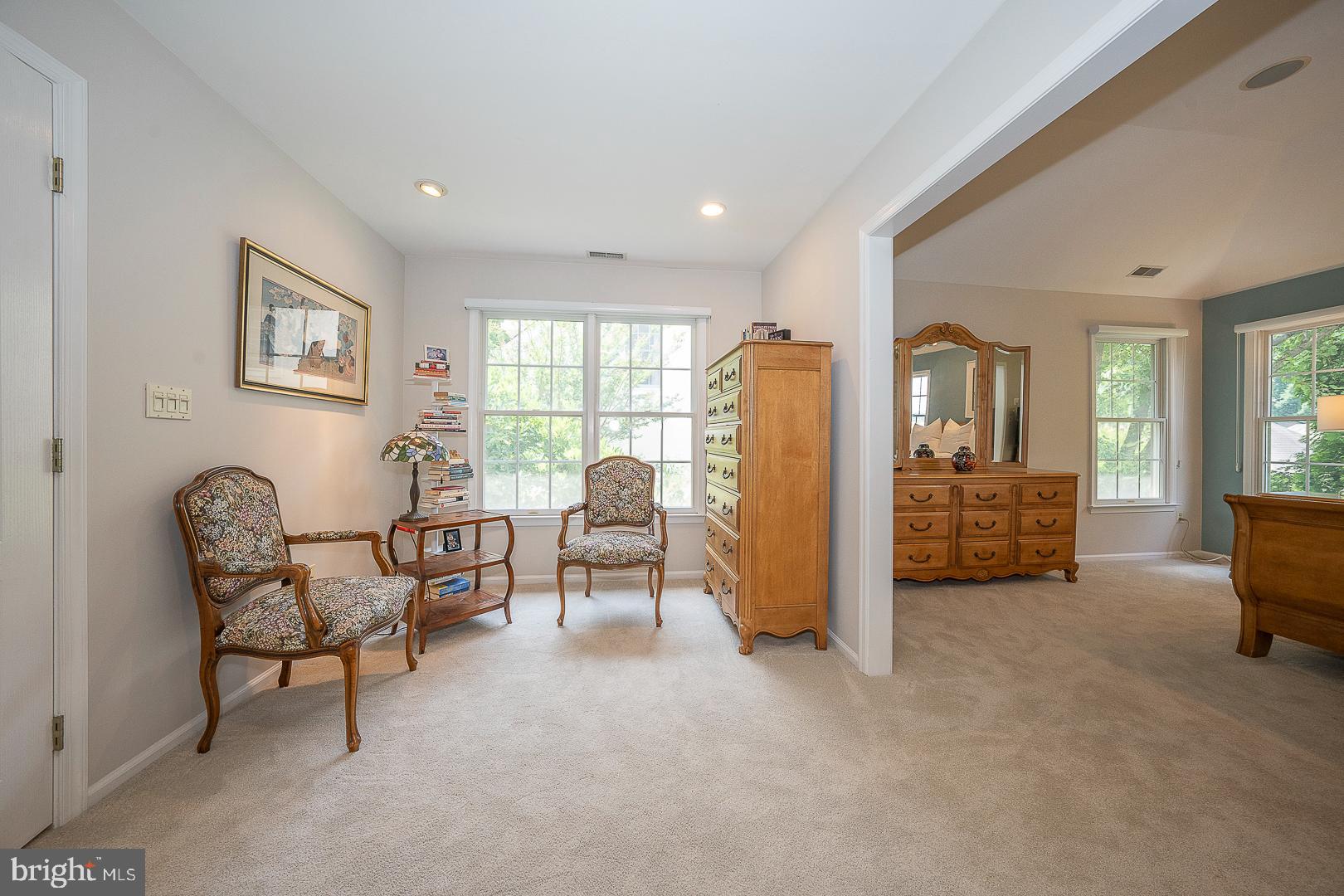 MERION HILL - Residential