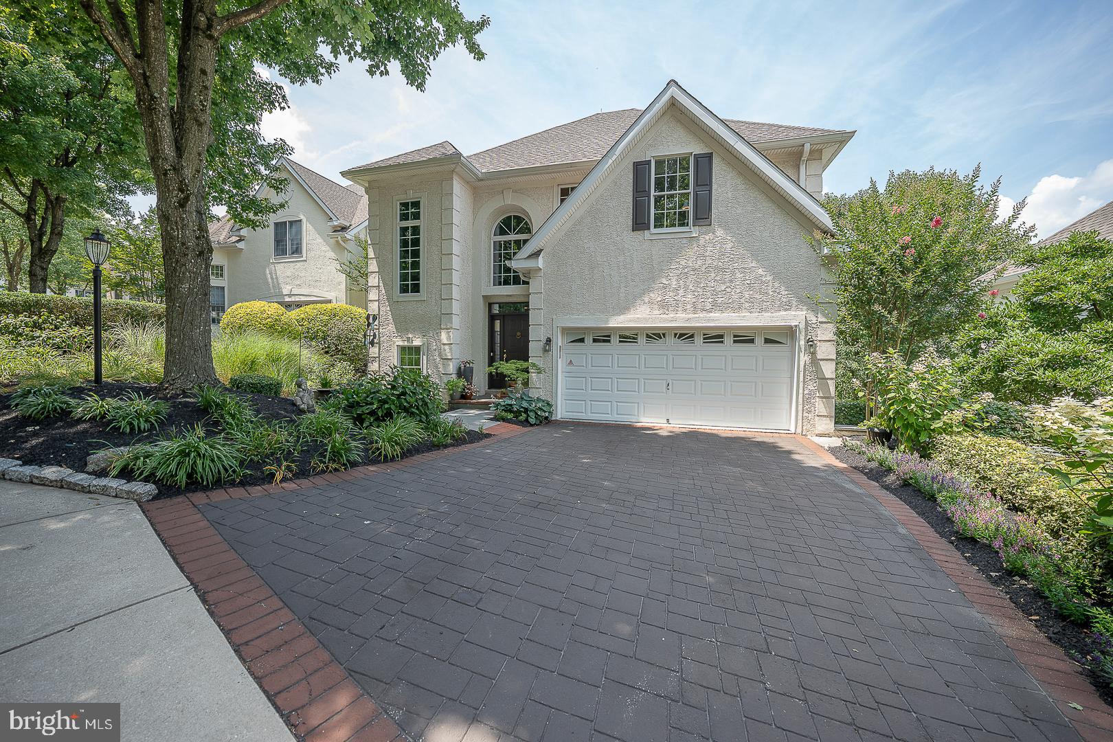 MERION HILL - Residential