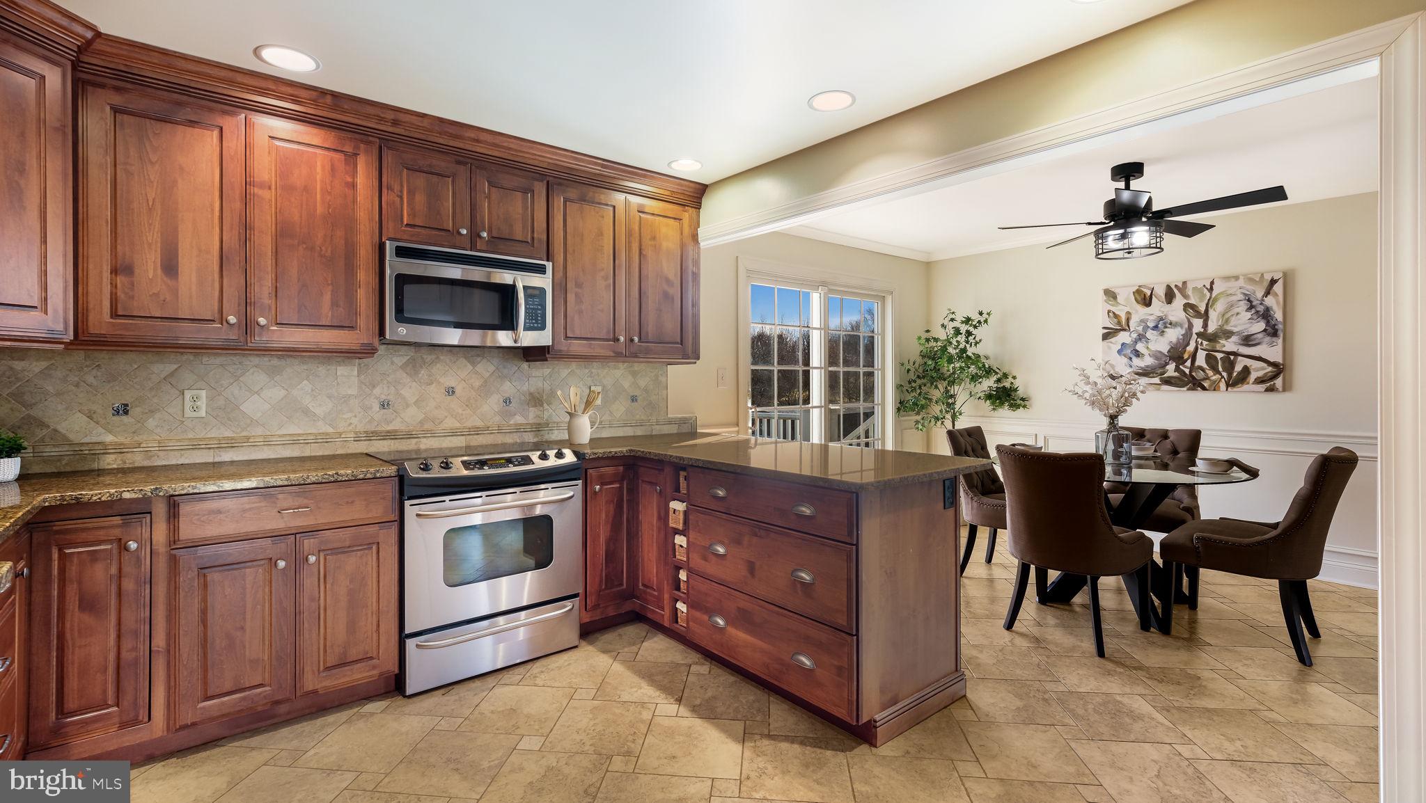 FOGELSVILLE - Residential