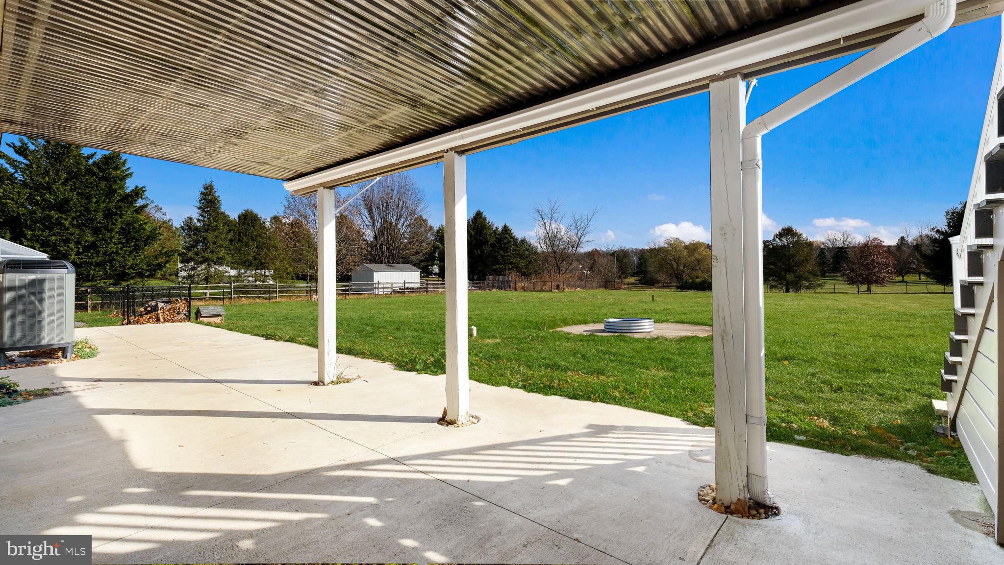 FOGELSVILLE - Residential