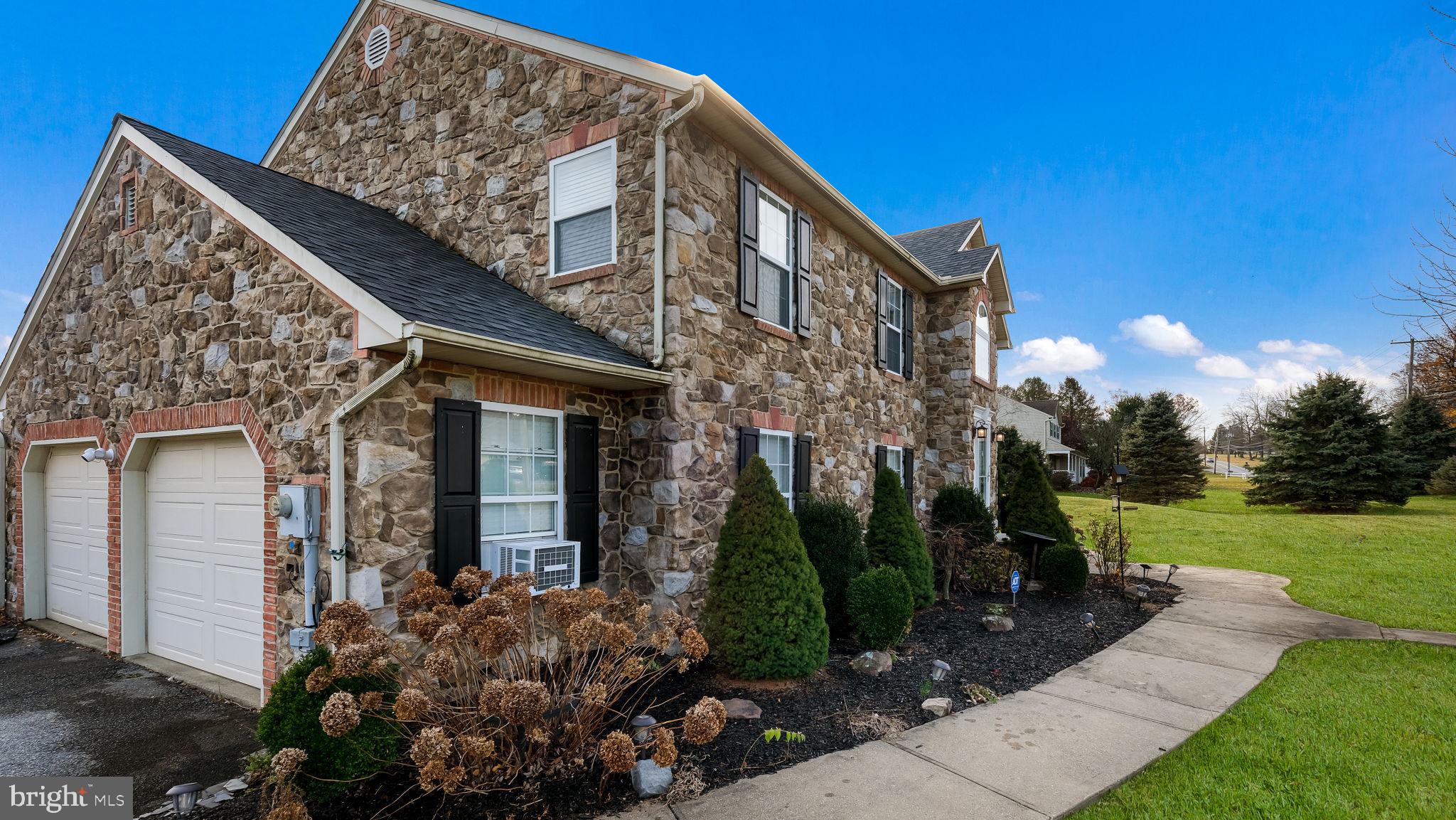 9032 CLAUSSVILLE ROAD