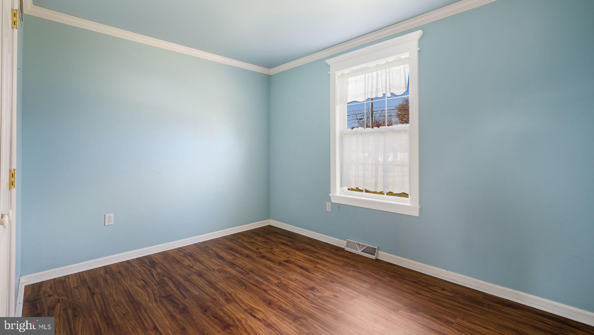 FOGELSVILLE - Residential