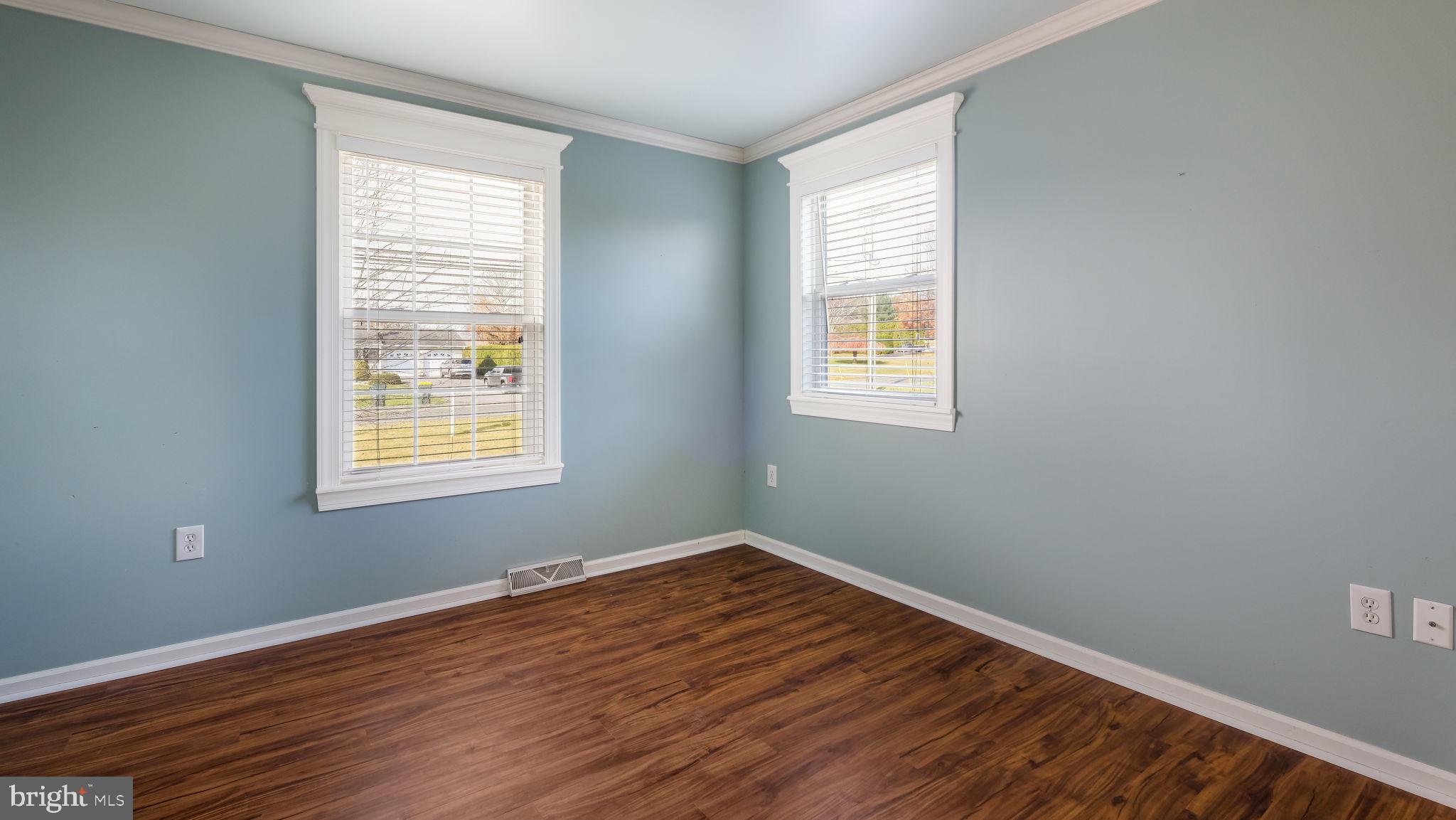 FOGELSVILLE - Residential