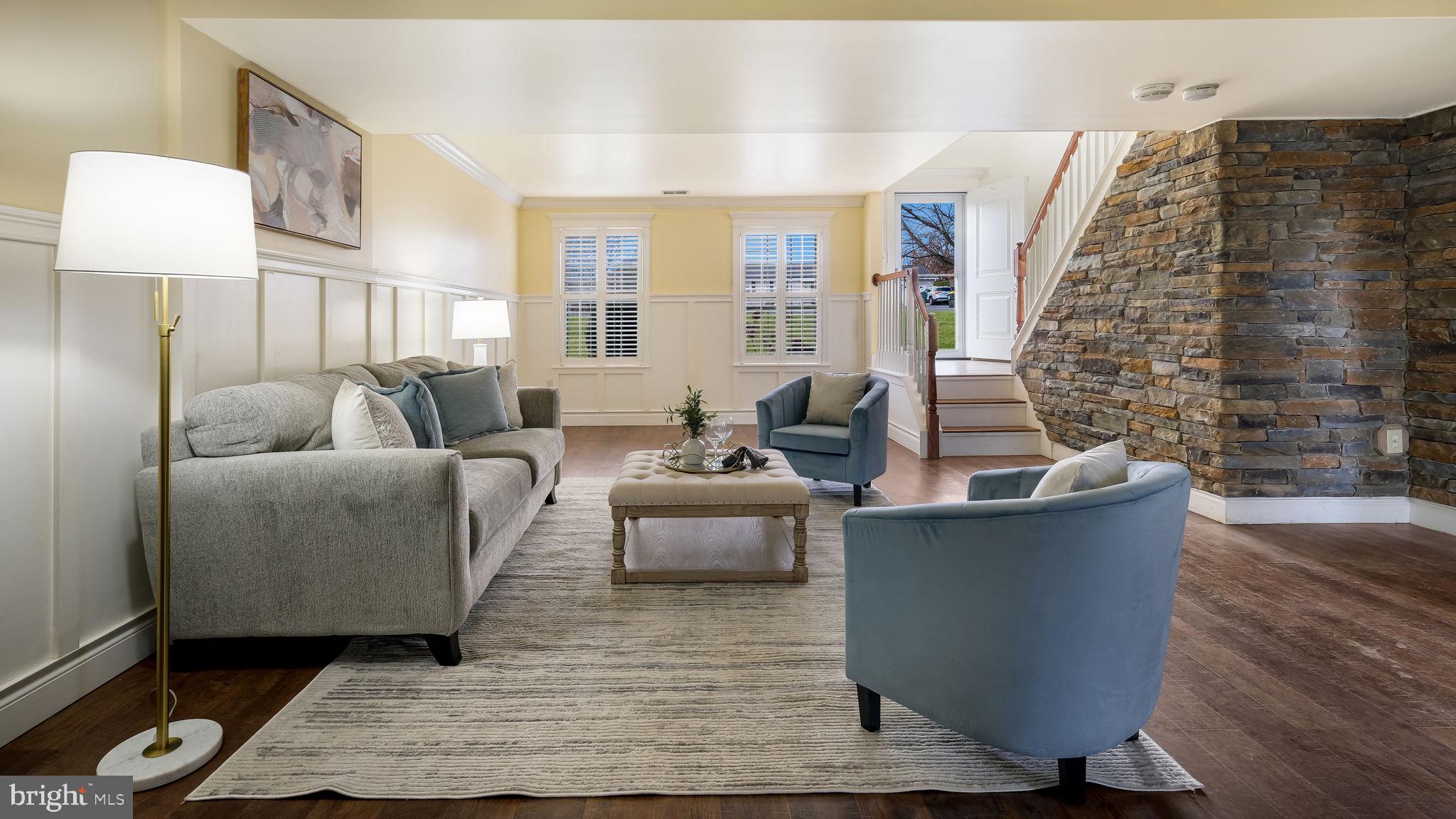 FOGELSVILLE - Residential