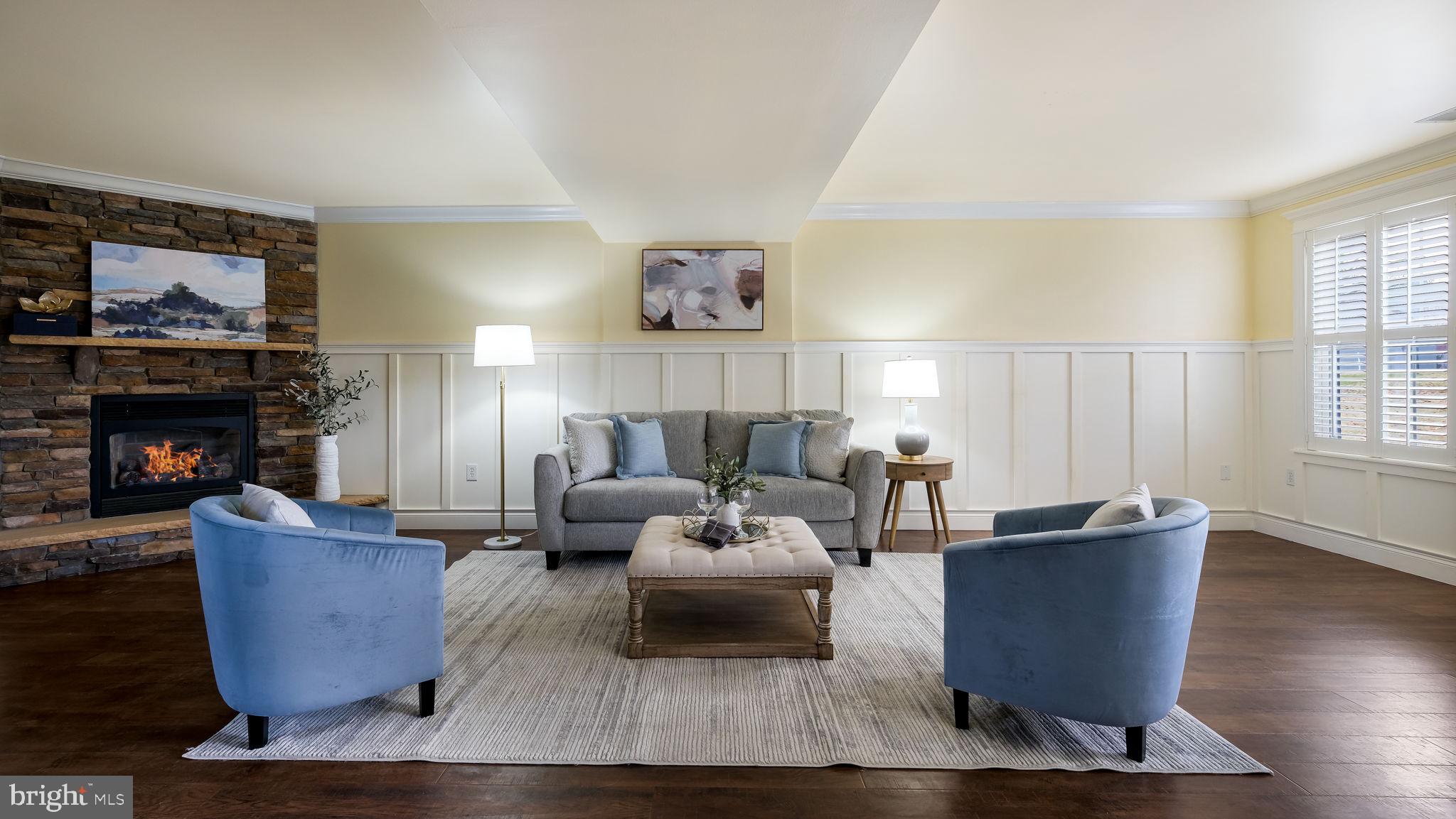 FOGELSVILLE - Residential