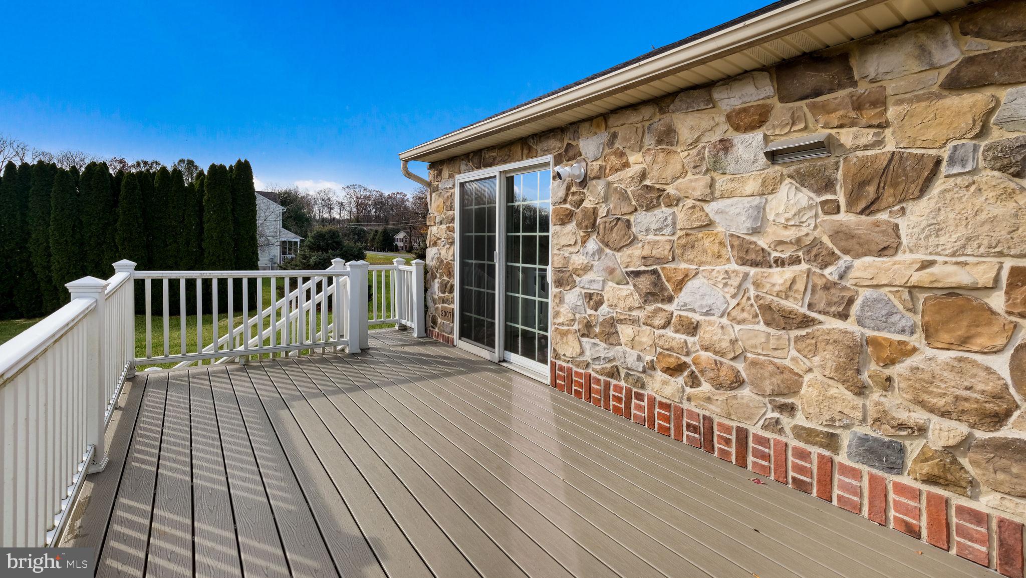 FOGELSVILLE - Residential