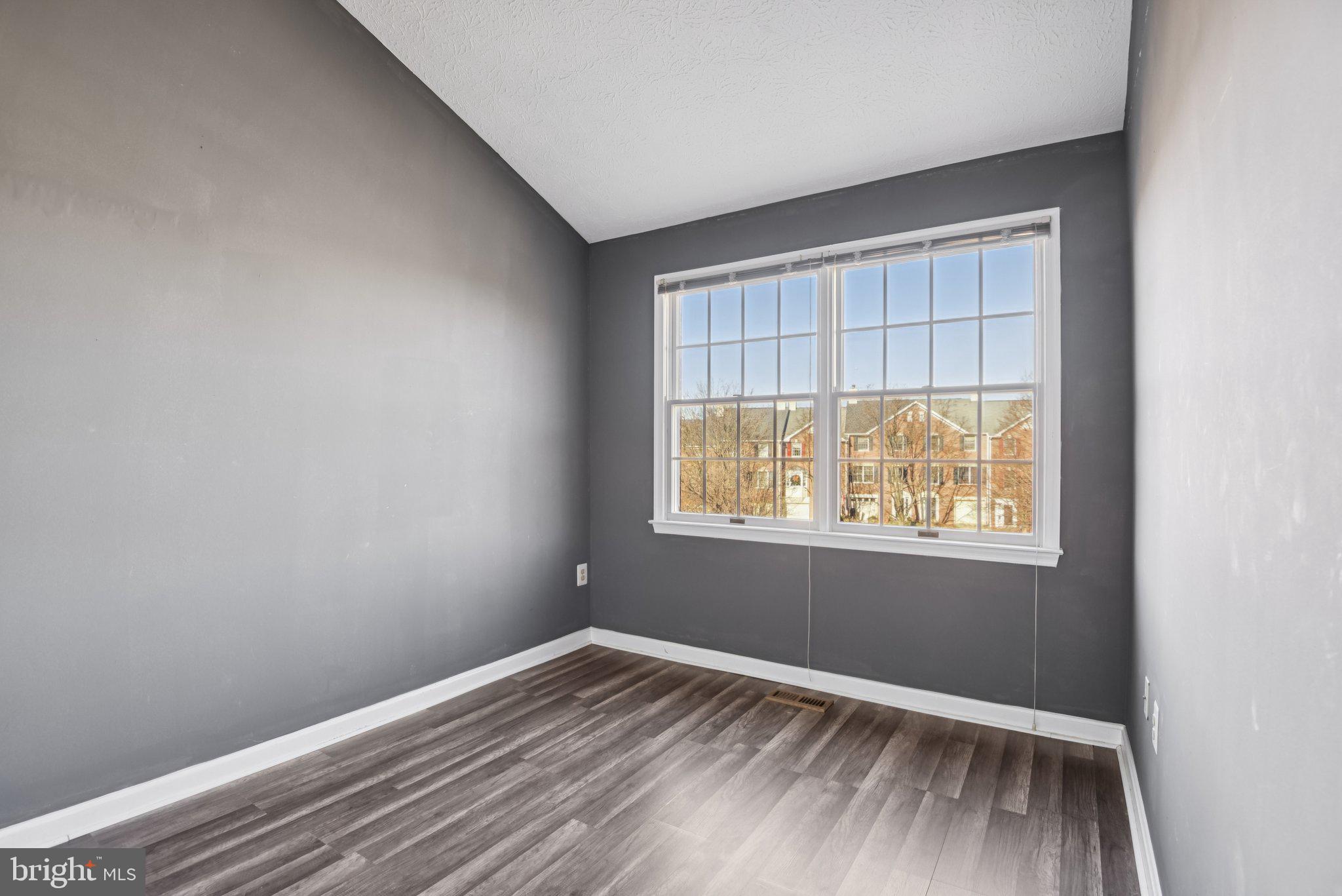 OLD FARM STATION - Residential