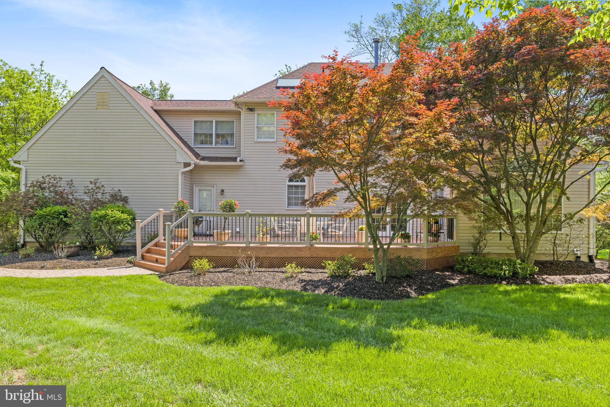 GWYNEDD KNOLL - Residential