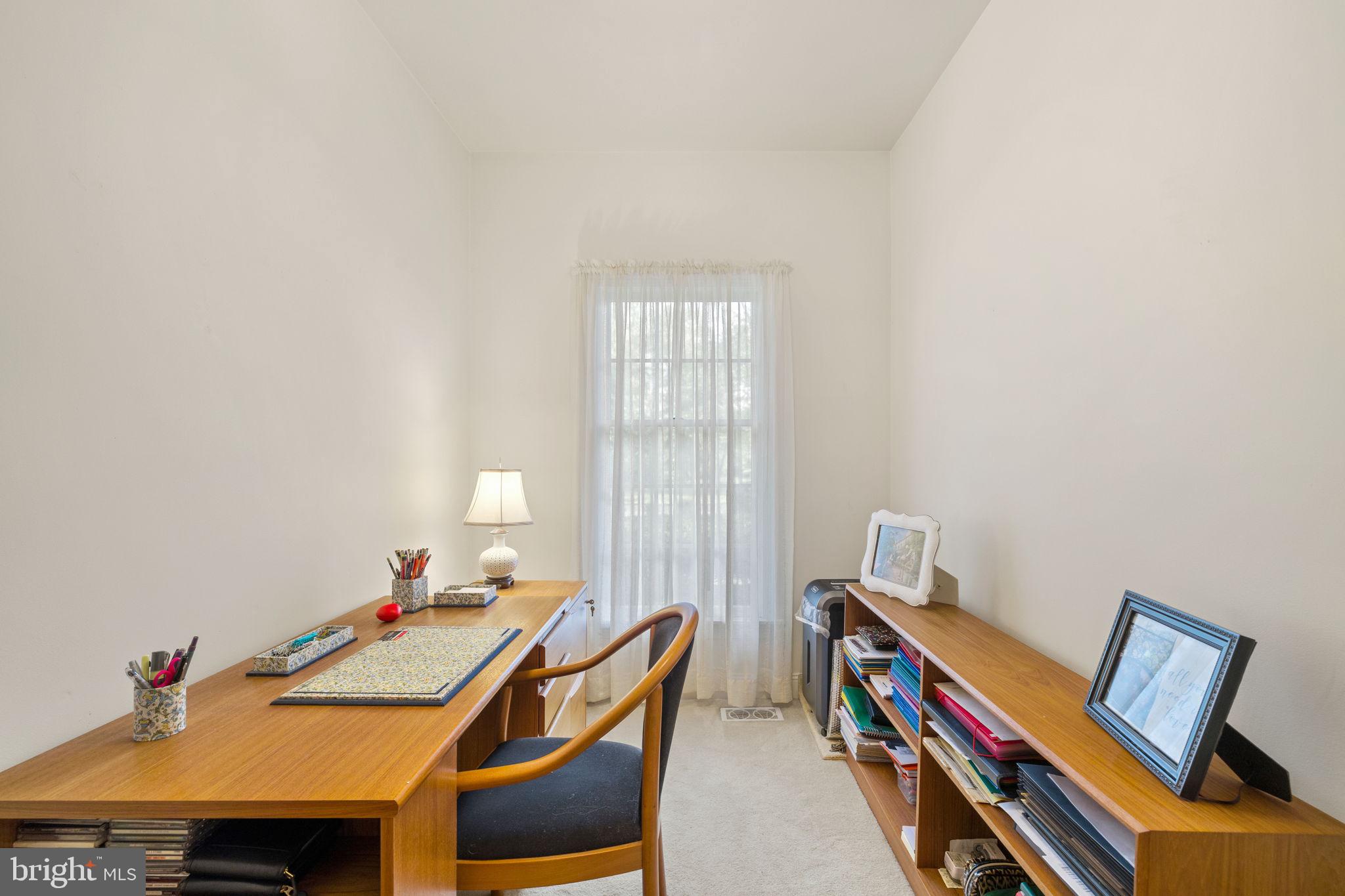 GWYNEDD KNOLL - Residential