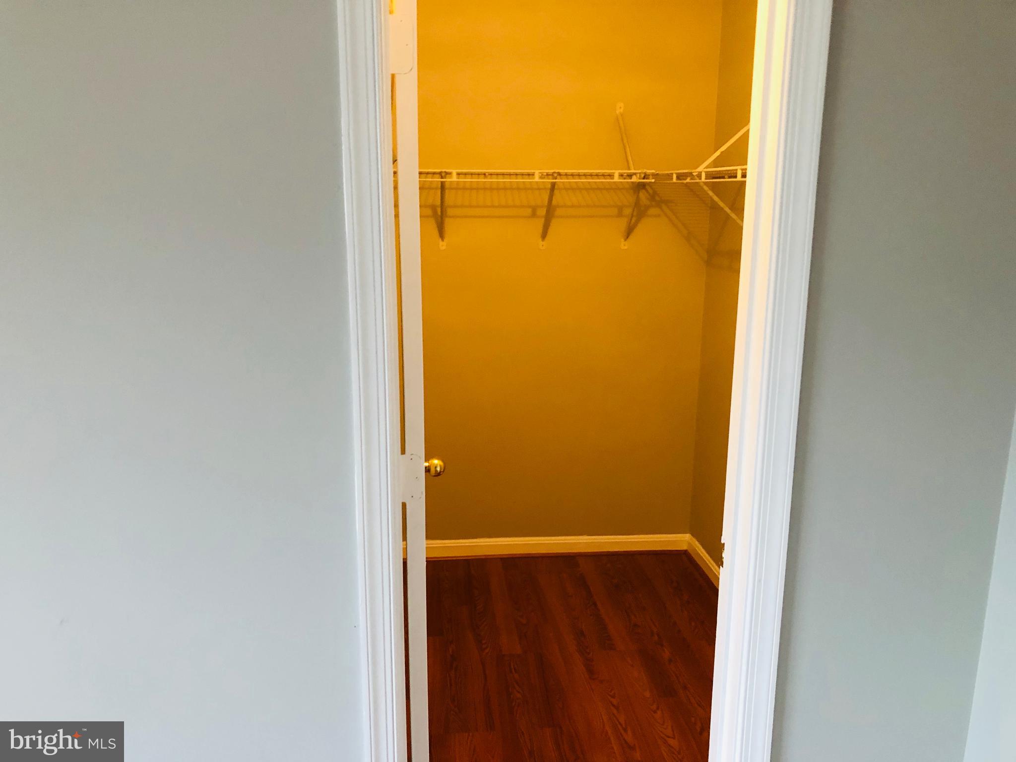 SUMMIT CREEK - Residential