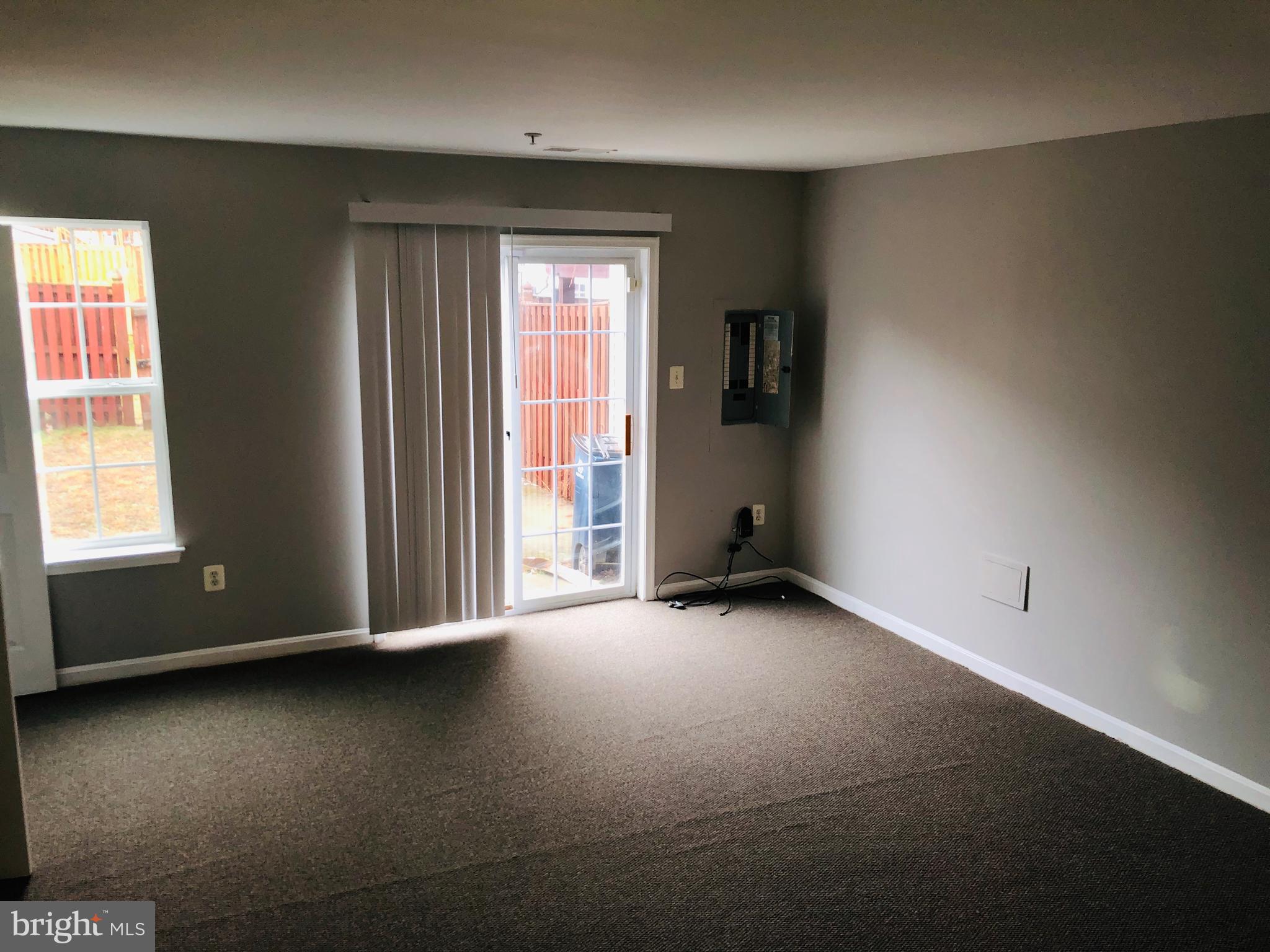 SUMMIT CREEK - Residential