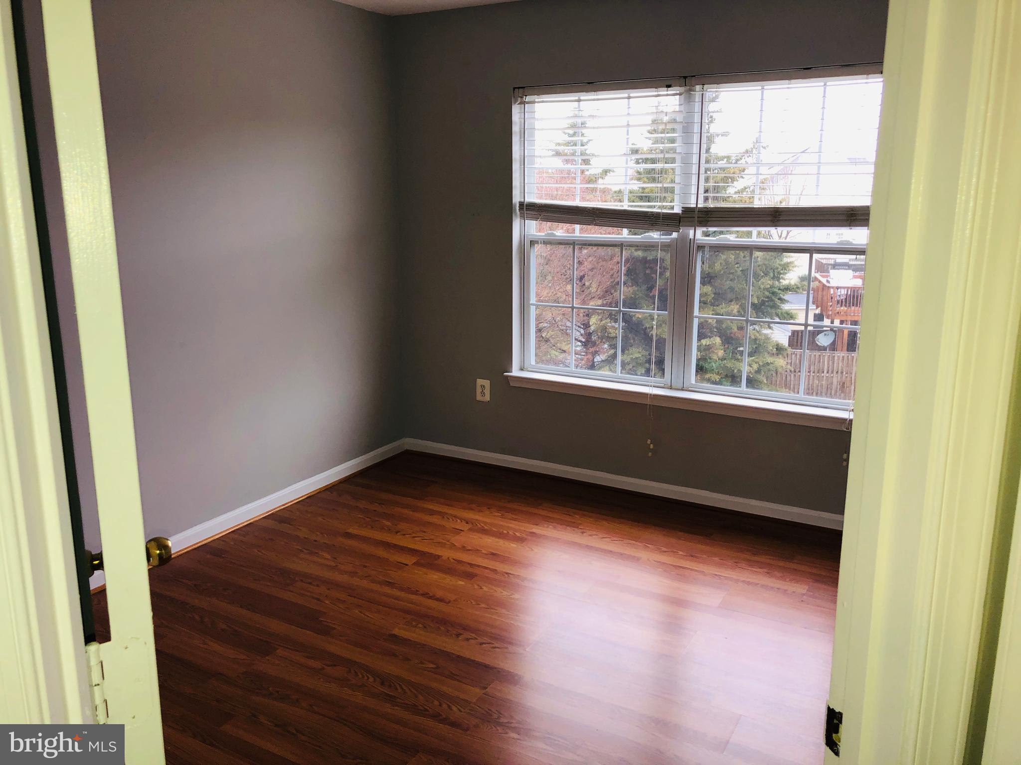 SUMMIT CREEK - Residential