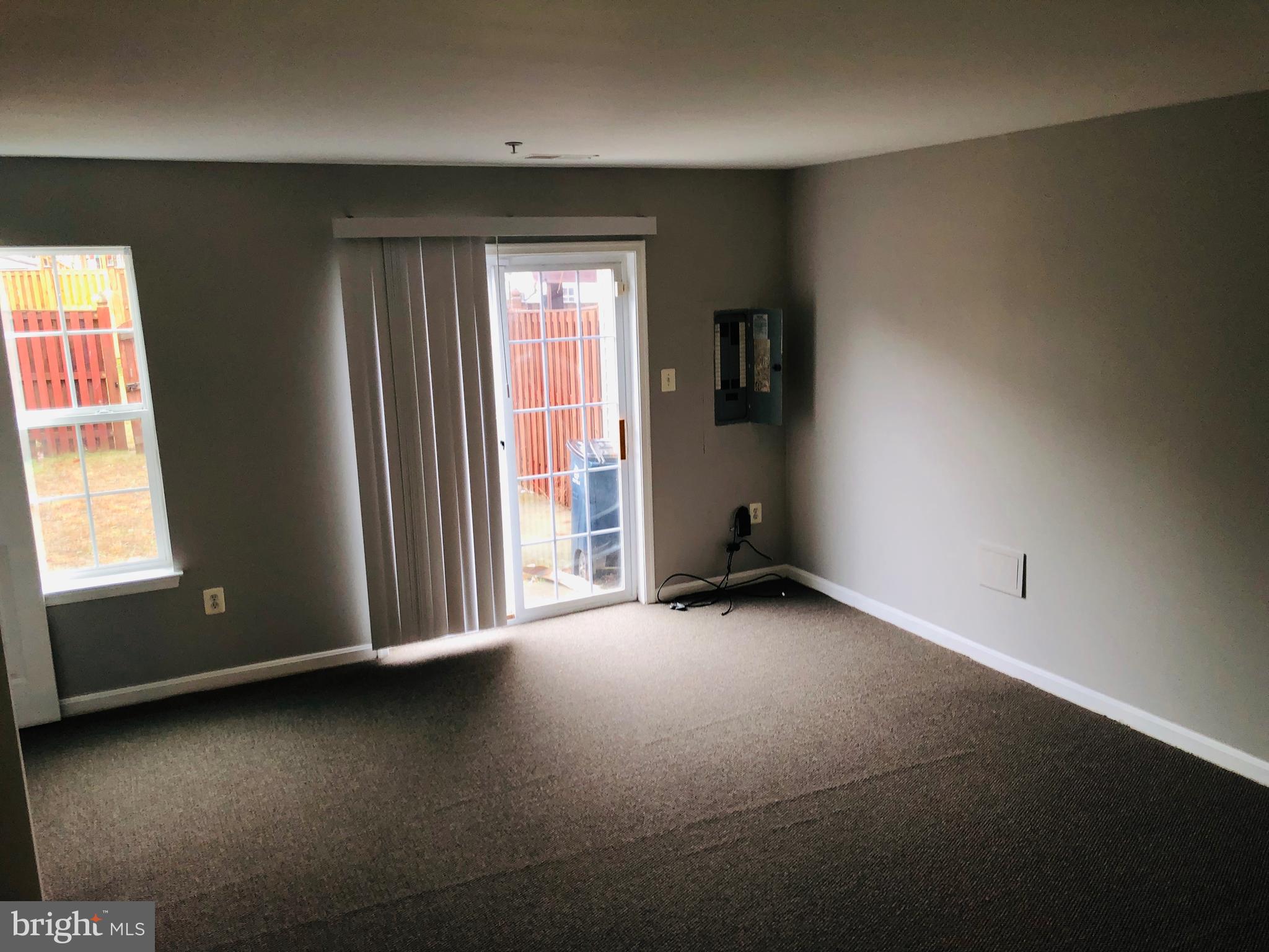 SUMMIT CREEK - Residential