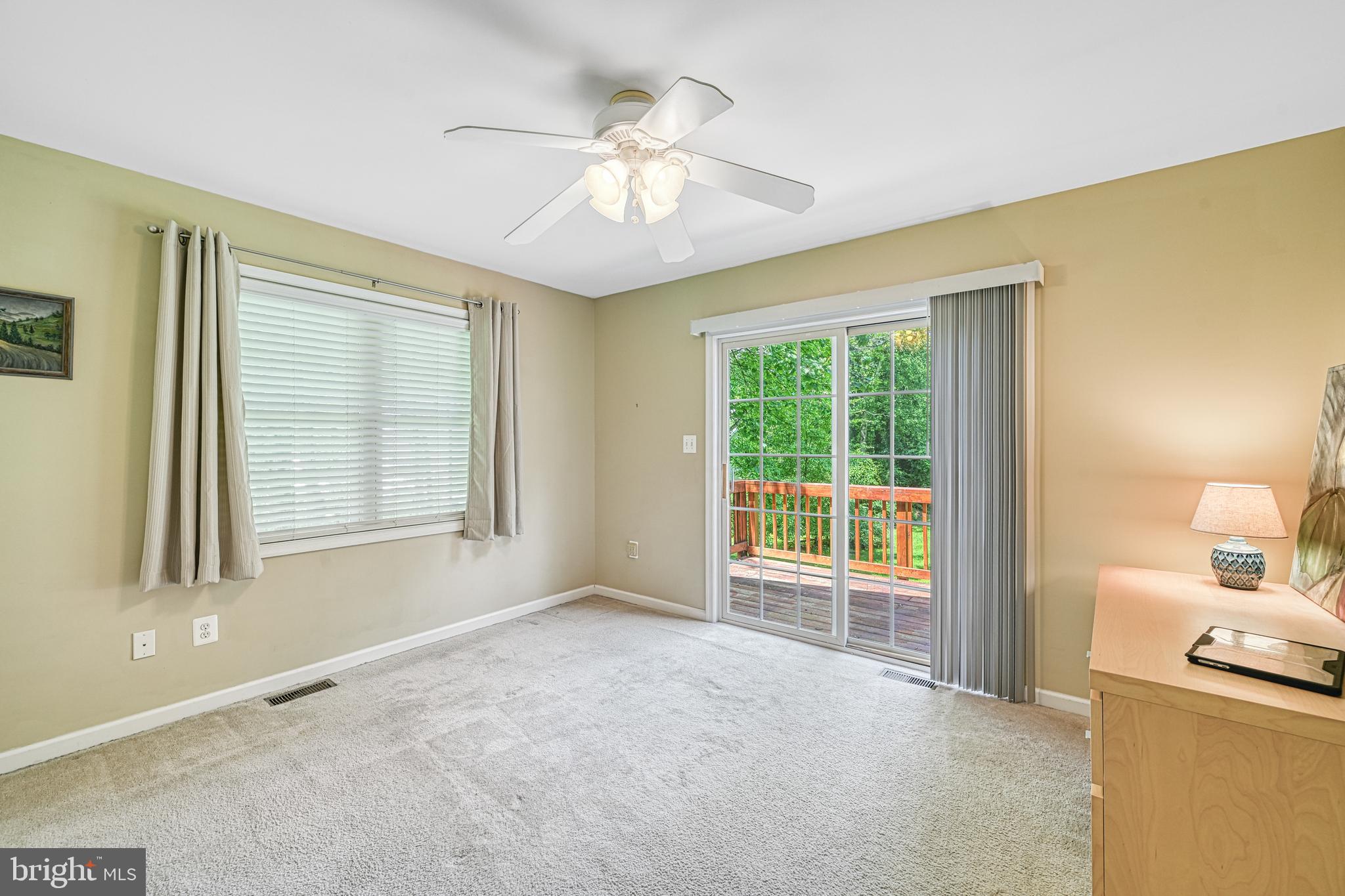 VALENTINE WOODS - Residential