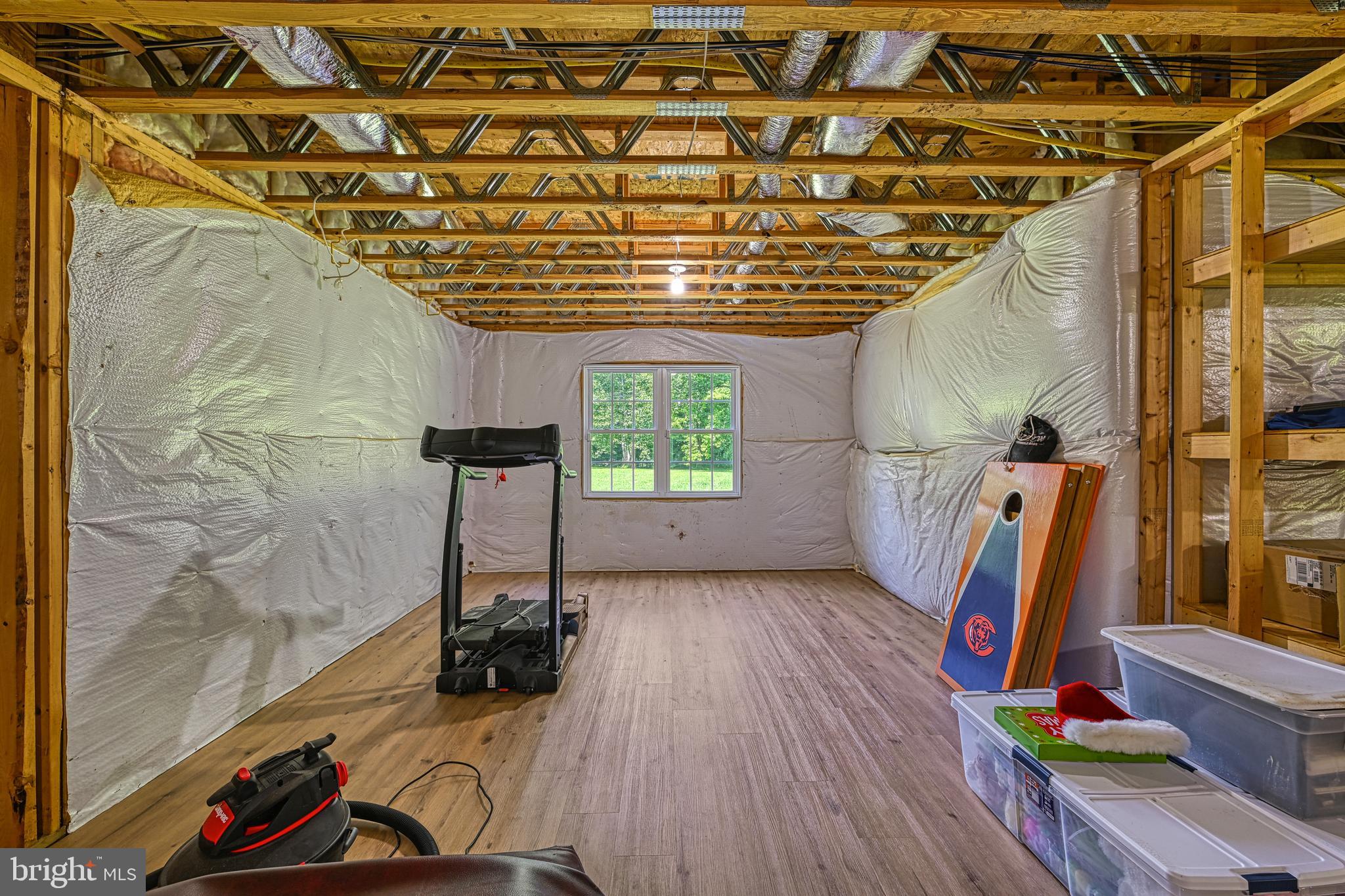 VALENTINE WOODS - Residential