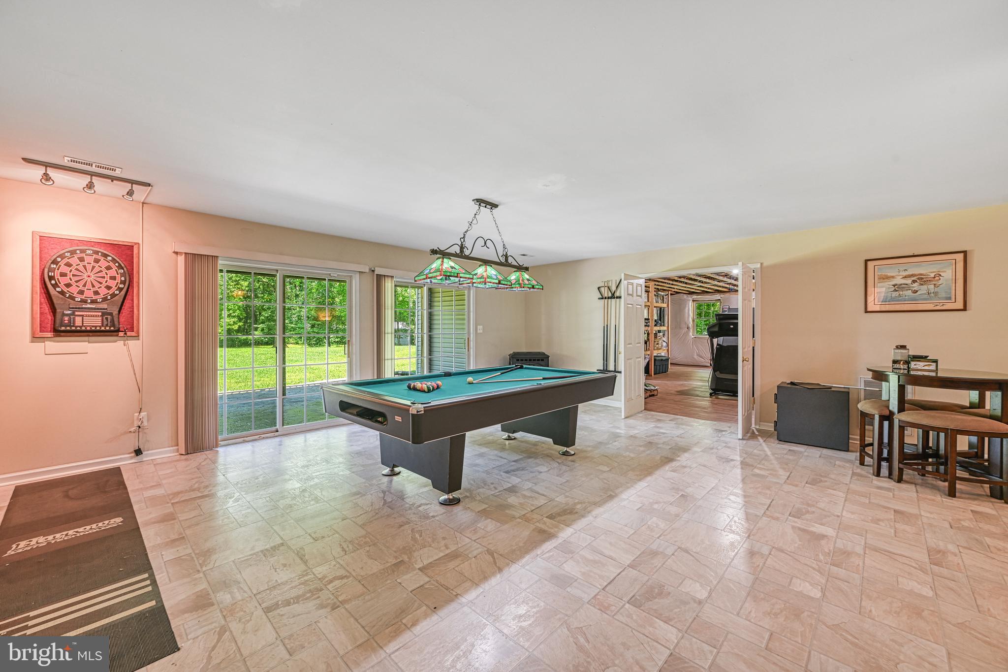 VALENTINE WOODS - Residential