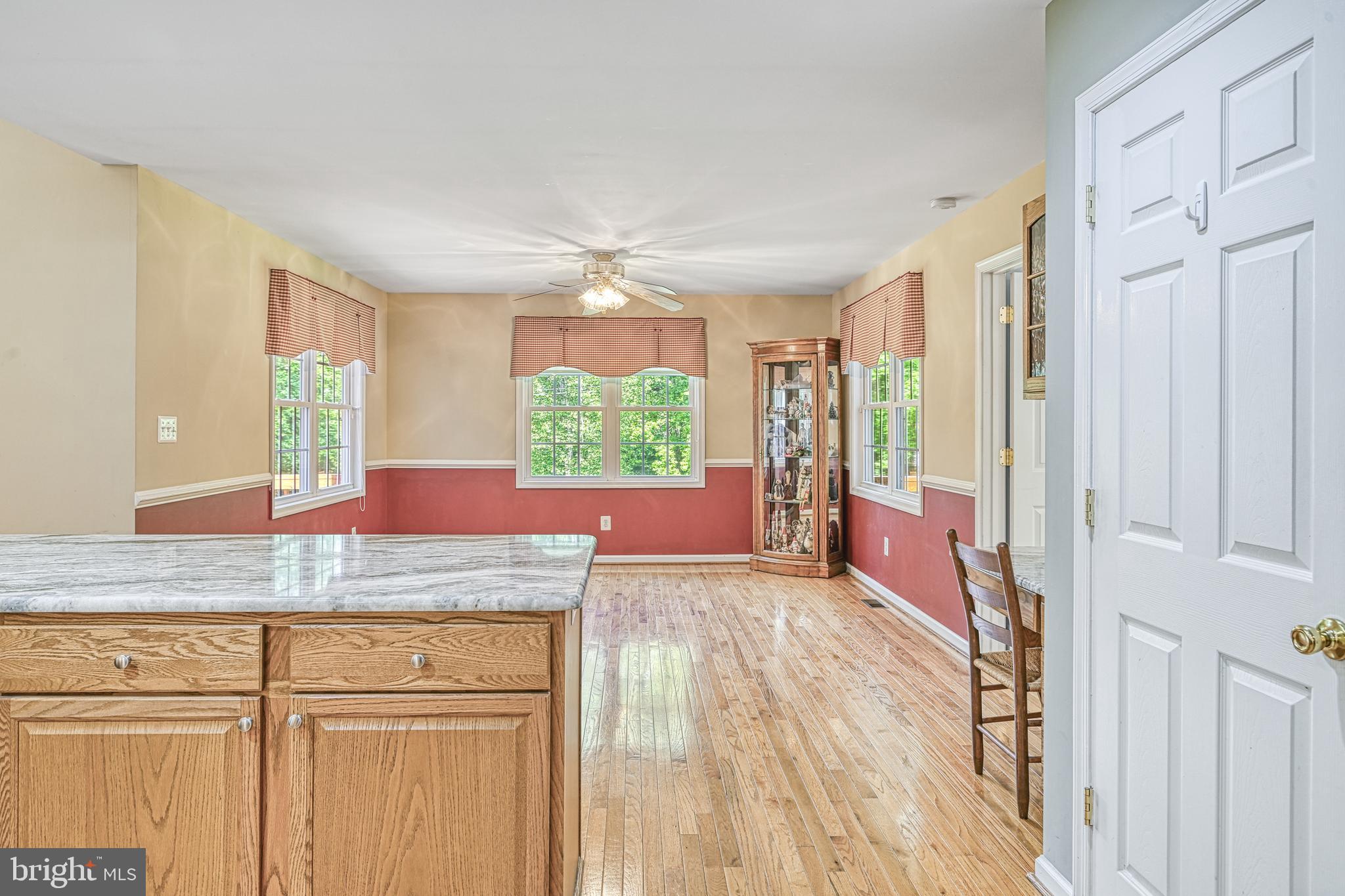 VALENTINE WOODS - Residential