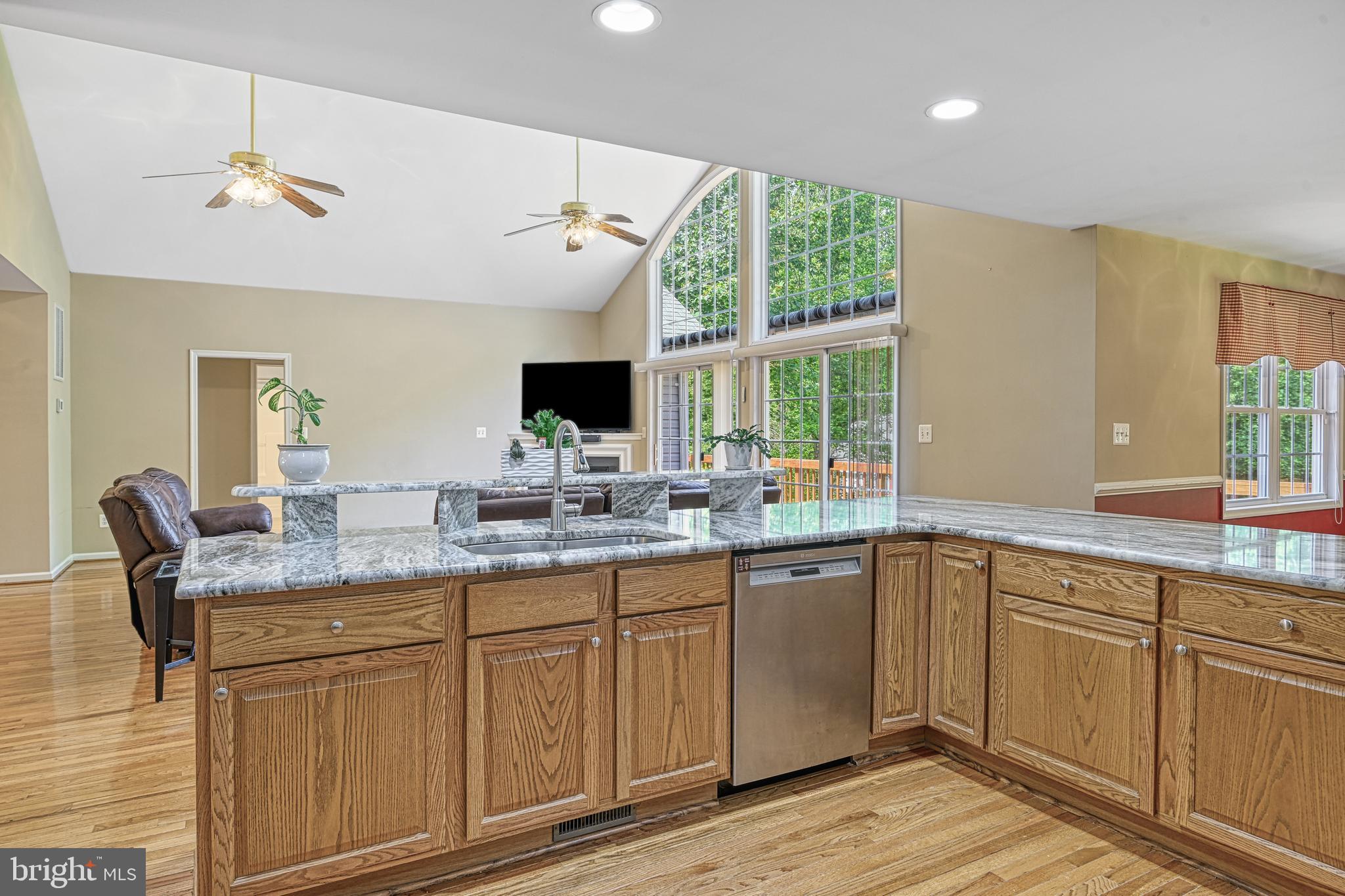 VALENTINE WOODS - Residential