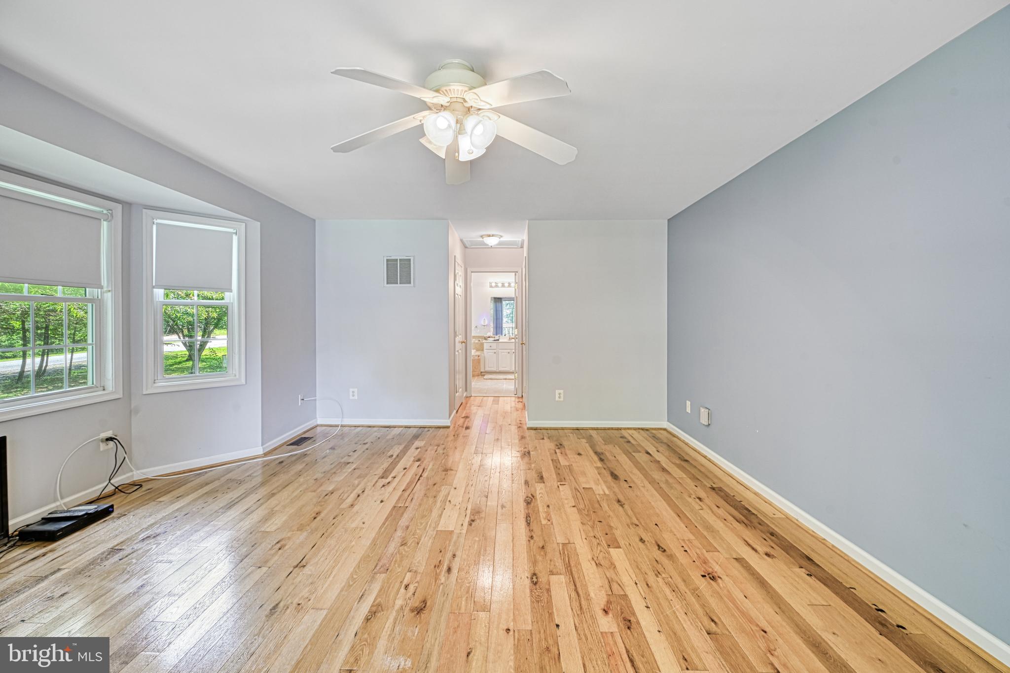 VALENTINE WOODS - Residential